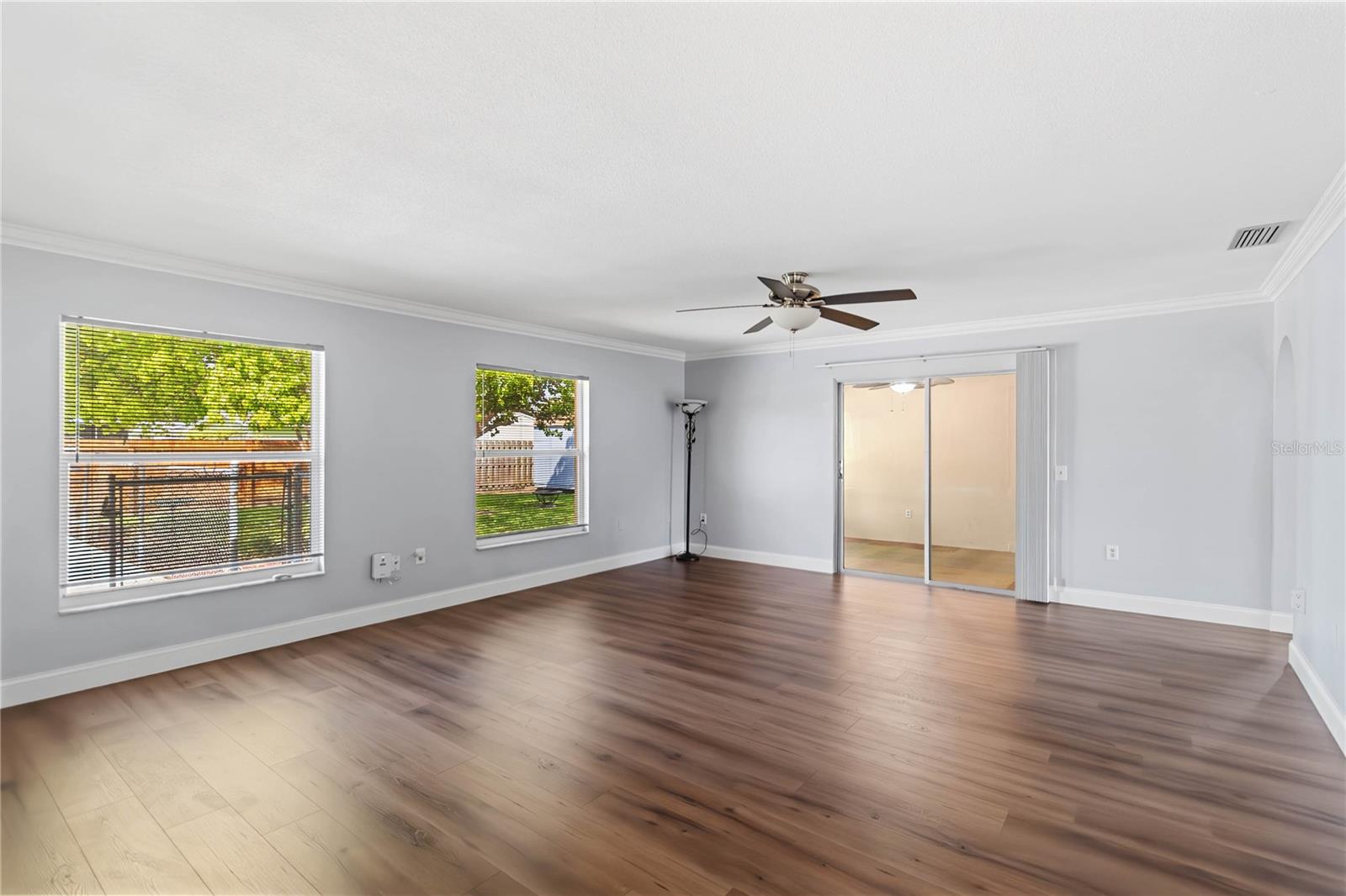 Image 22 of 53 For 222 Maryland Avenue