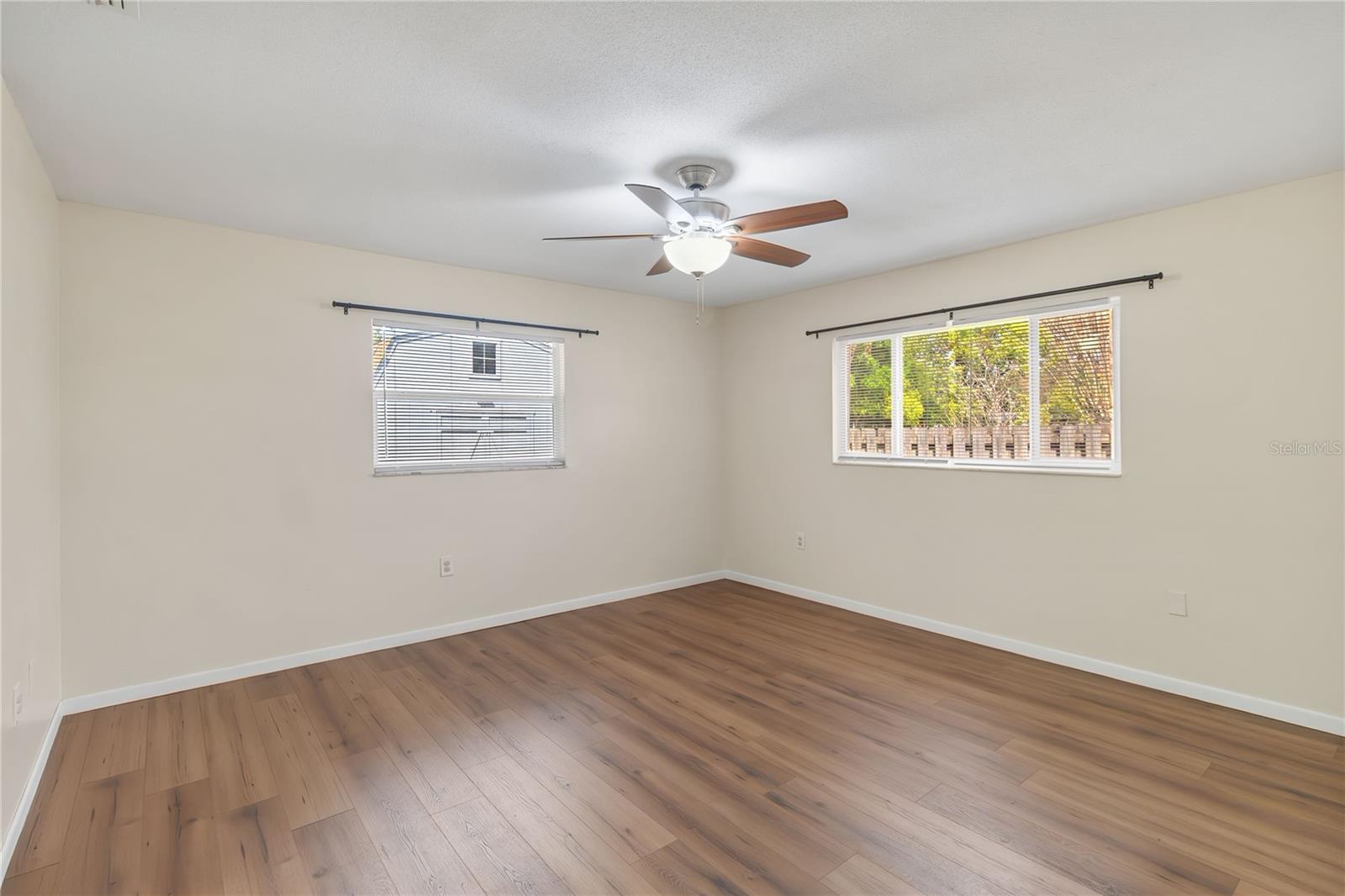 Image 24 of 53 For 222 Maryland Avenue