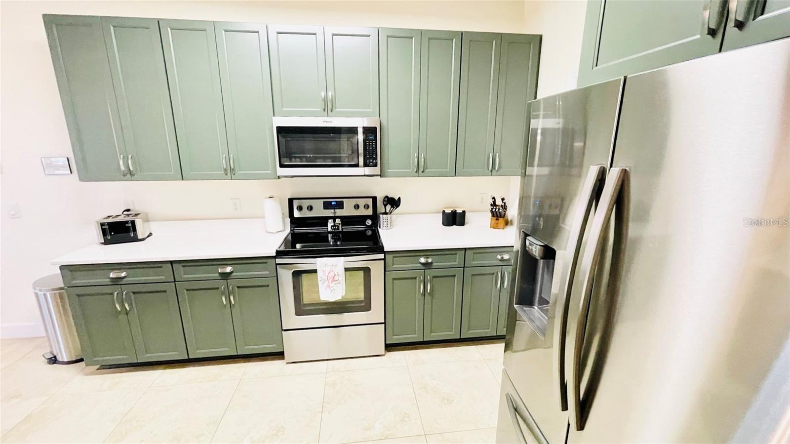 Image 5 of 34 For 522 Birkdale Street