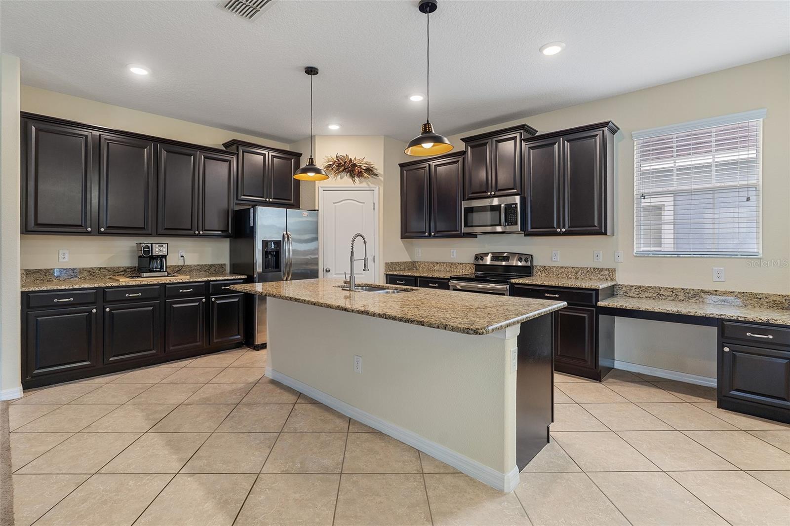 Image 16 of 77 For 3446 Schoolhouse Rd