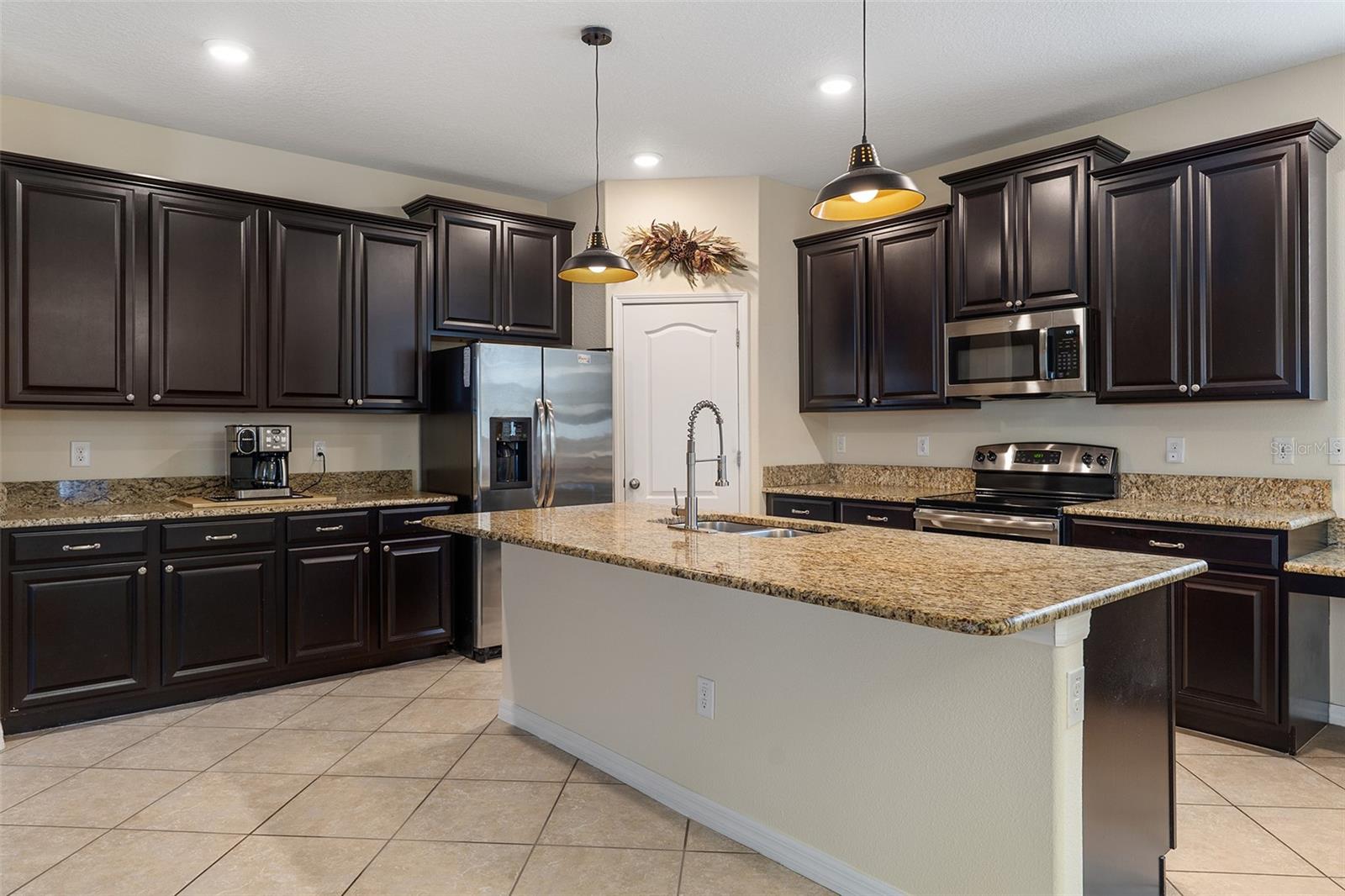 Image 17 of 77 For 3446 Schoolhouse Rd