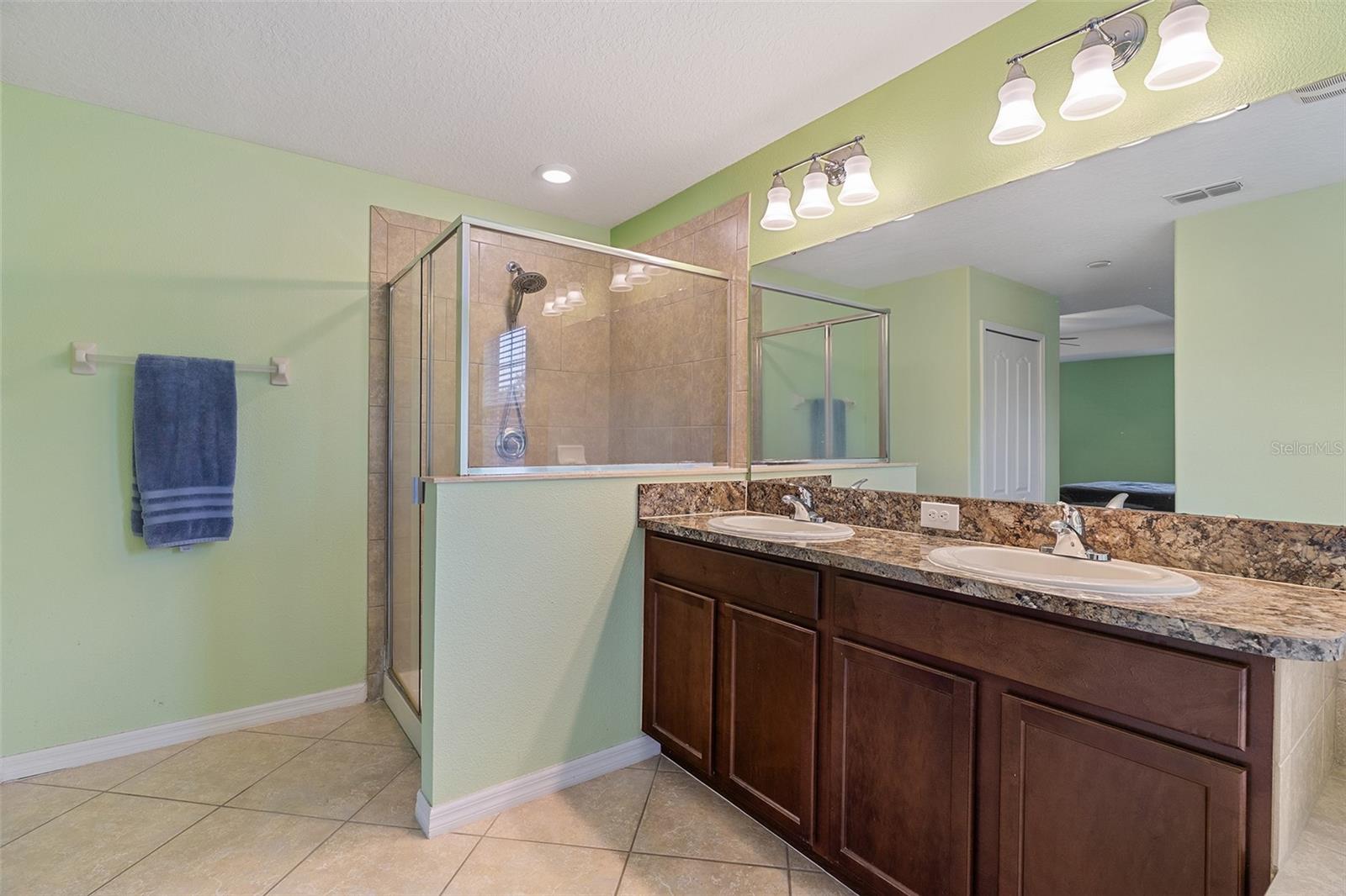 Image 32 of 77 For 3446 Schoolhouse Rd