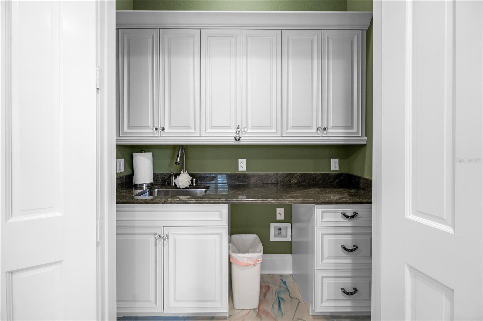 Image 22 of 80 For 6900 Ranchero Court