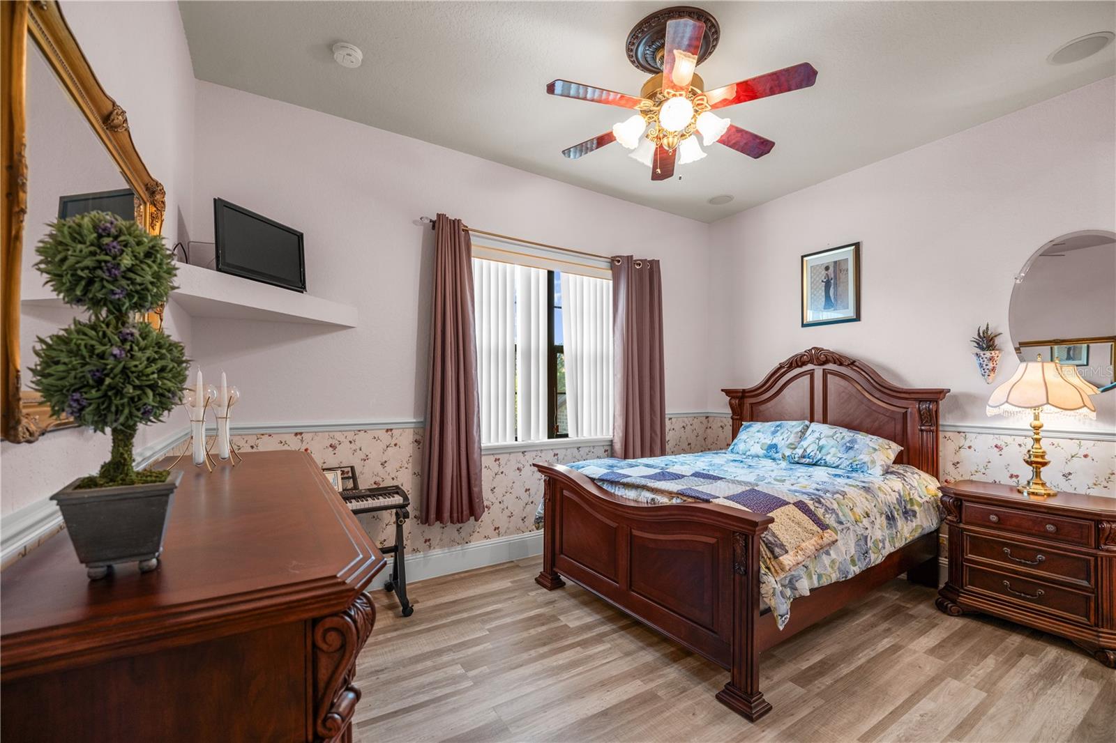 Image 46 of 80 For 6900 Ranchero Court