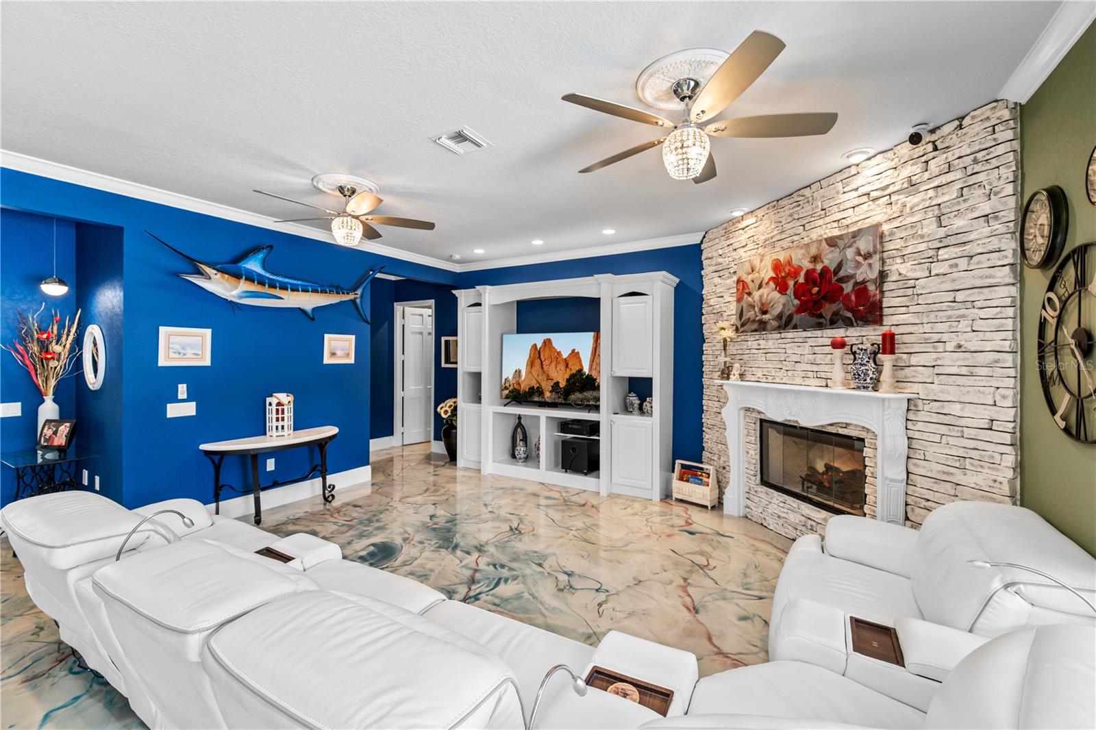 Image 7 of 80 For 6900 Ranchero Court