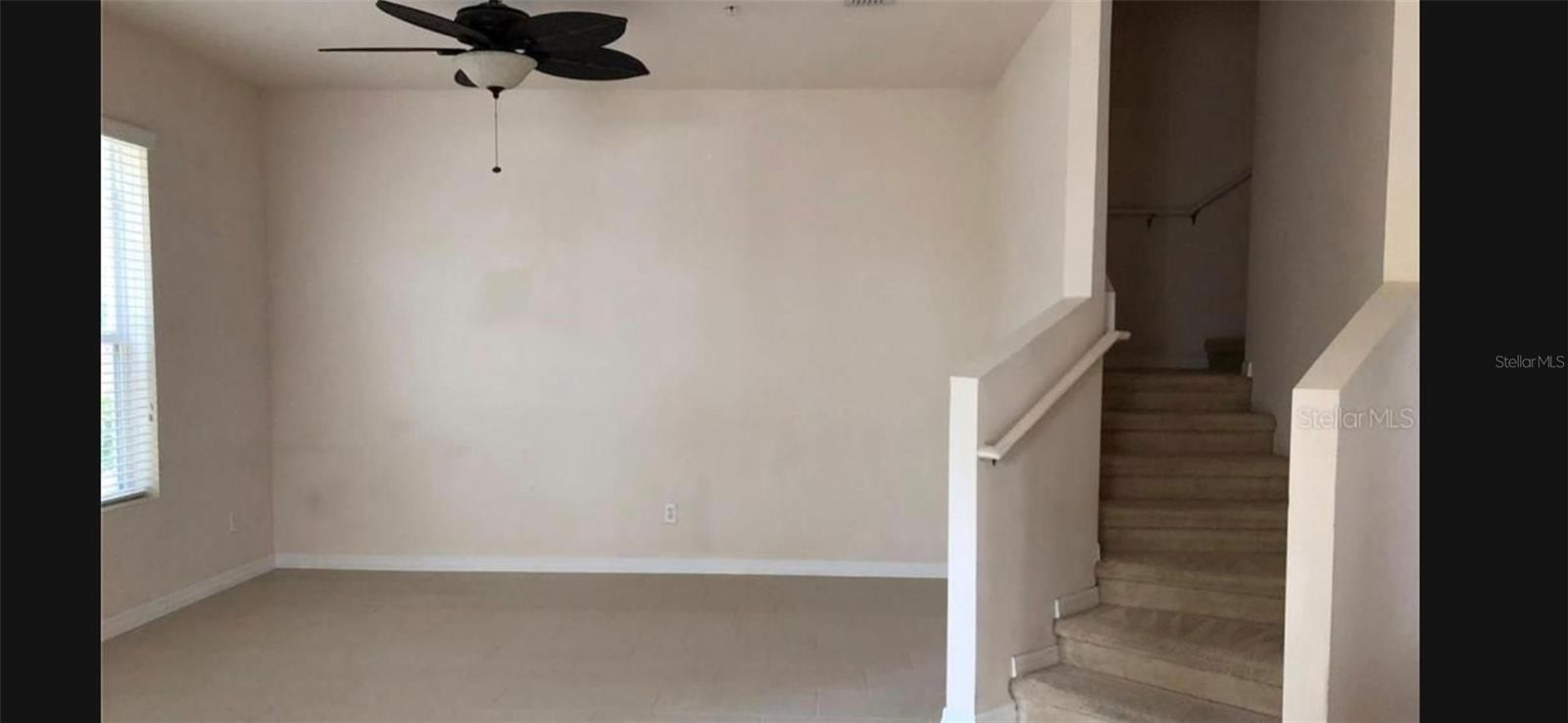 Image 3 of 10 For 15327 Oak Apple Court 8b