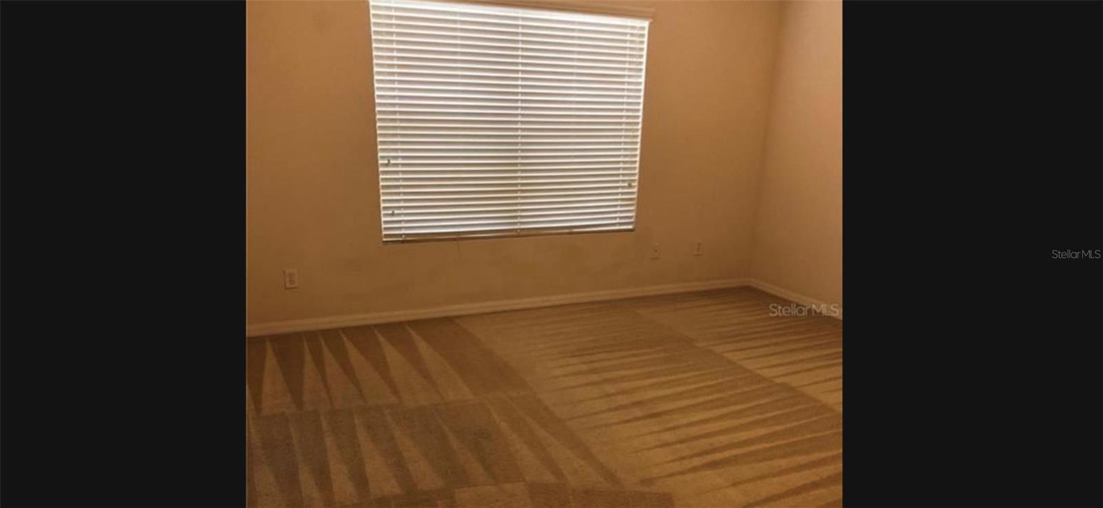 Image 4 of 10 For 15327 Oak Apple Court 8b