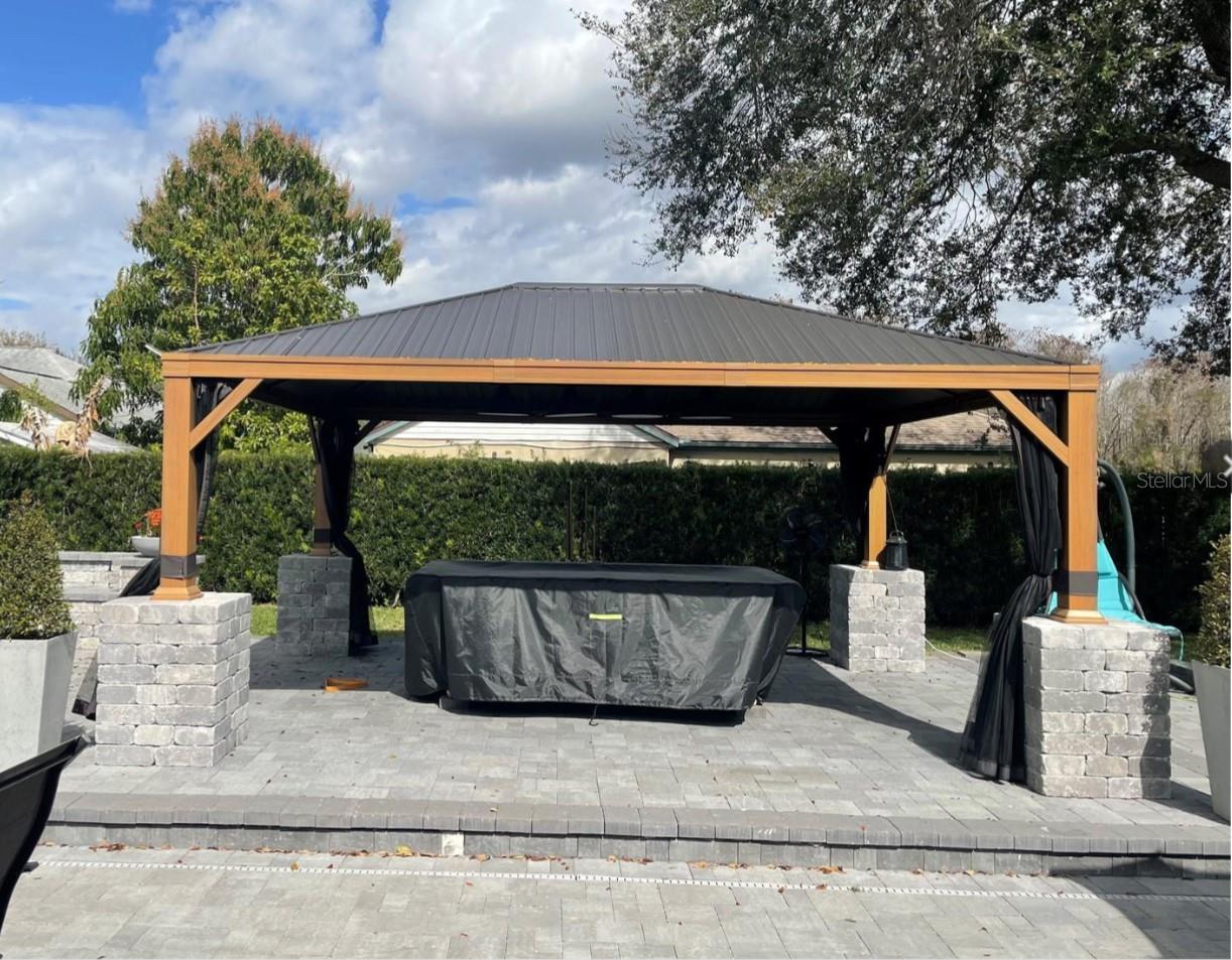 Listing photo id 14 for 8307 Sun Vista Way