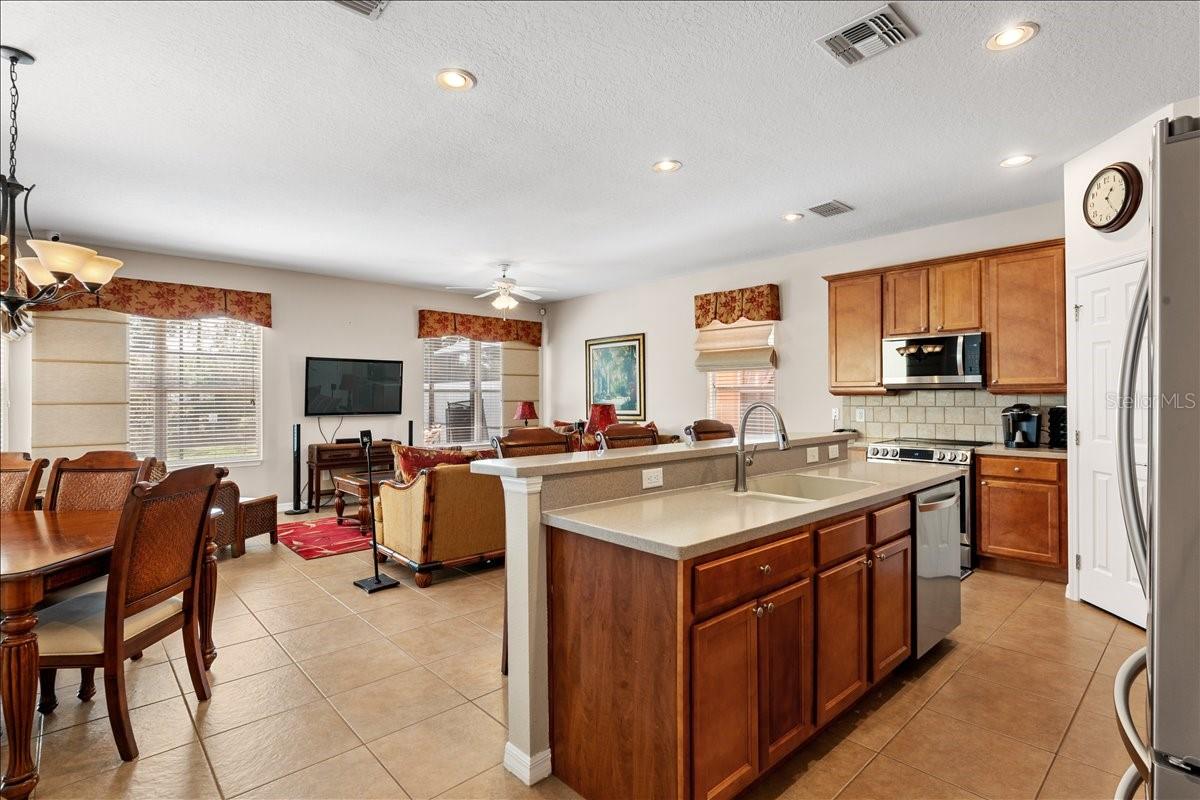 Image 13 of 47 For 141 Orange Cosmos Boulevard