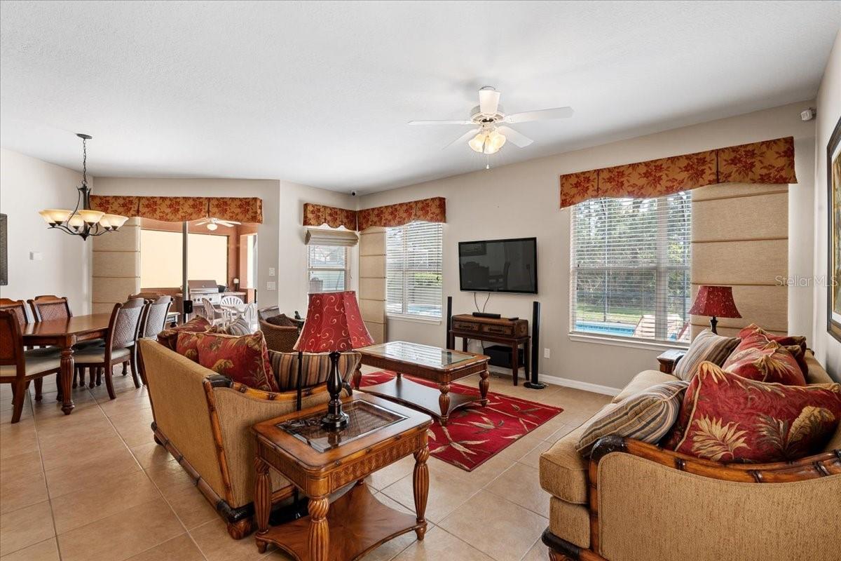 Image 17 of 47 For 141 Orange Cosmos Boulevard