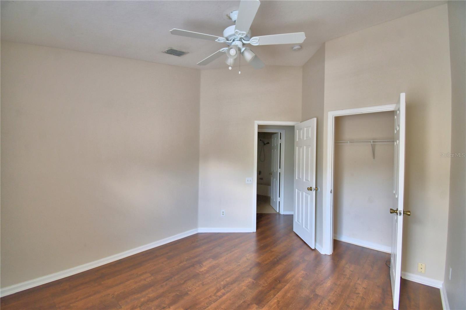 Image 36 of 64 For 3151 Sinclair Street 104