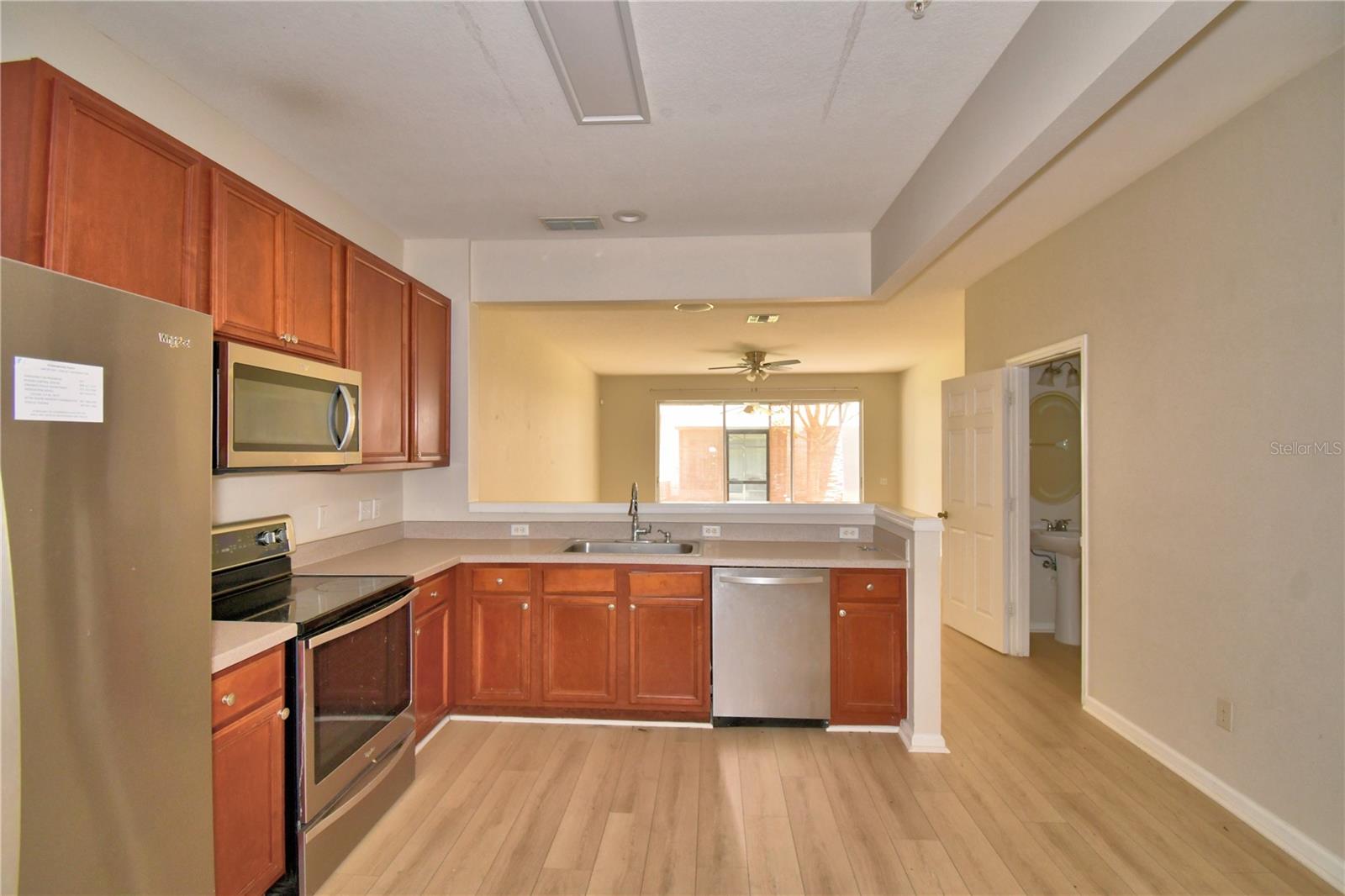 Image 6 of 64 For 3151 Sinclair Street 104