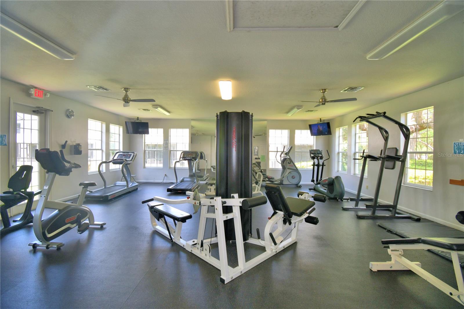 Image 61 of 64 For 3151 Sinclair Street 104