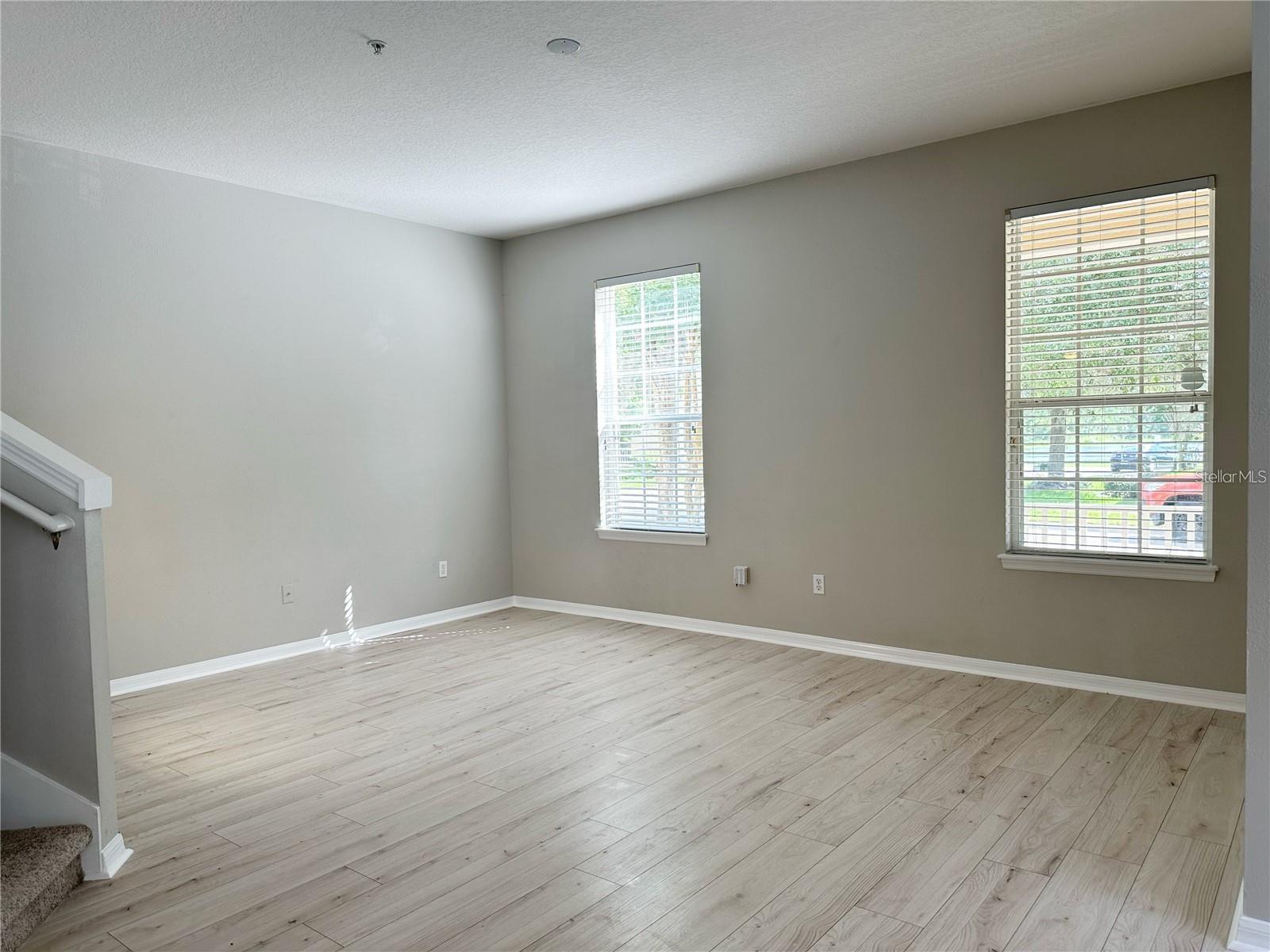 Image 5 of 35 For 10341 Lake District Lane 55b