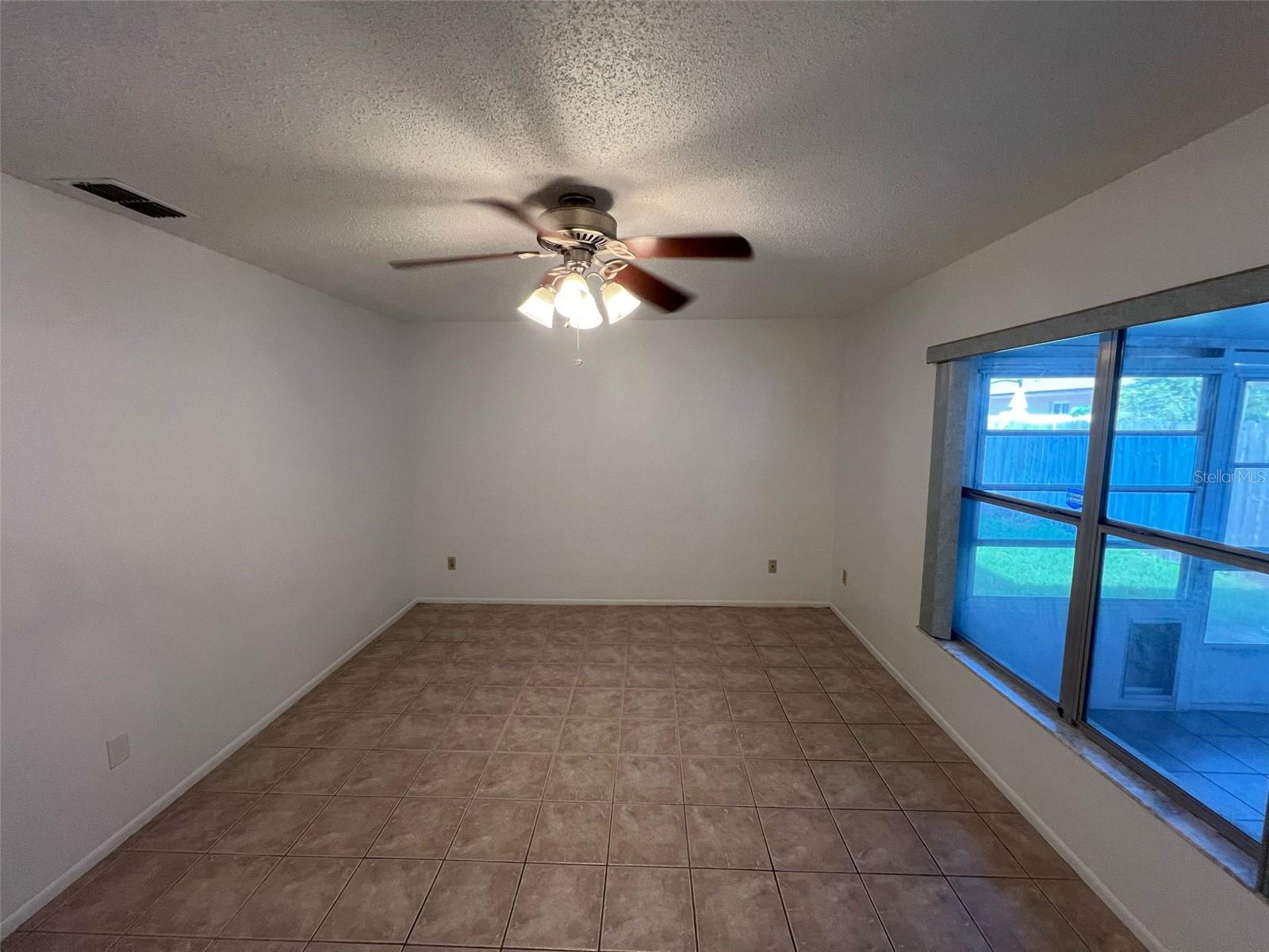 Image 15 of 25 For 3160 Smoke Signal Circle