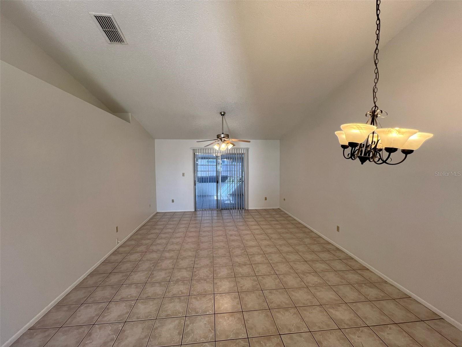 Image 5 of 25 For 3160 Smoke Signal Circle