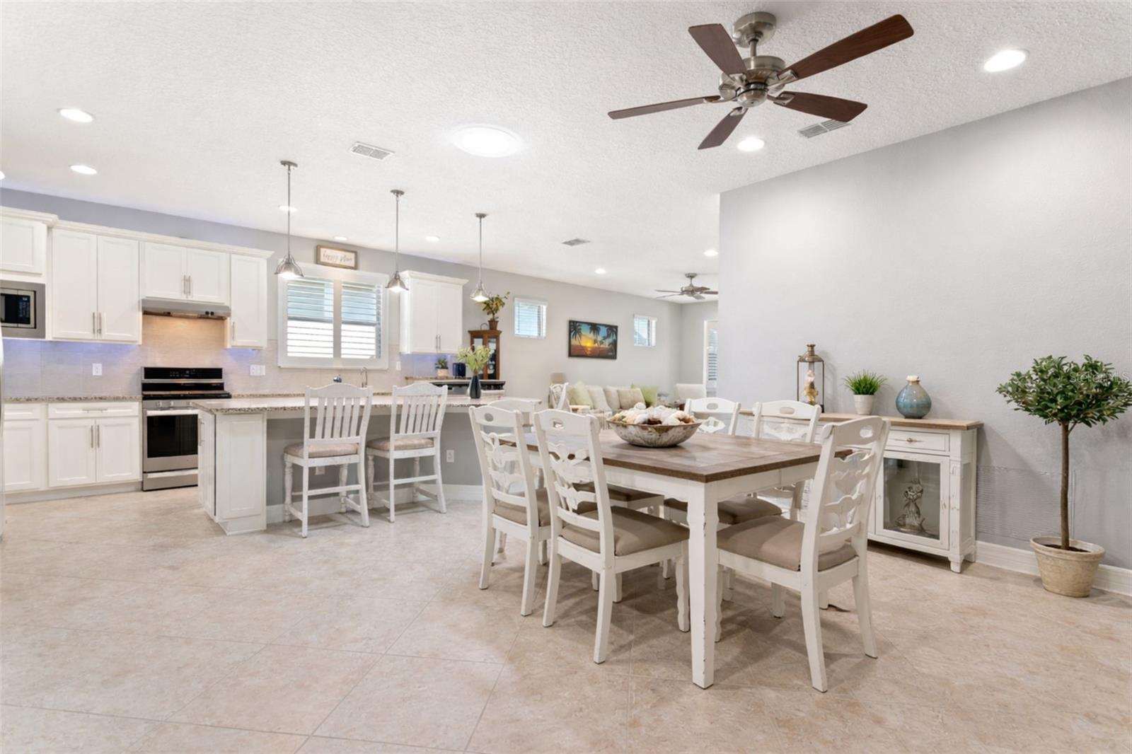 Image 14 of 70 For 192 Montoro Lane