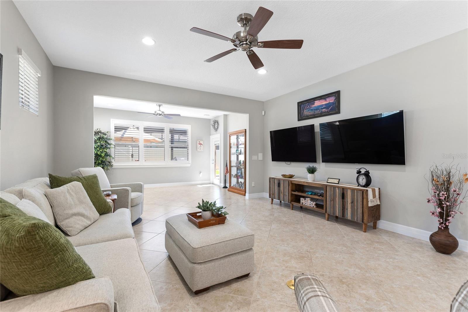 Image 21 of 70 For 192 Montoro Lane