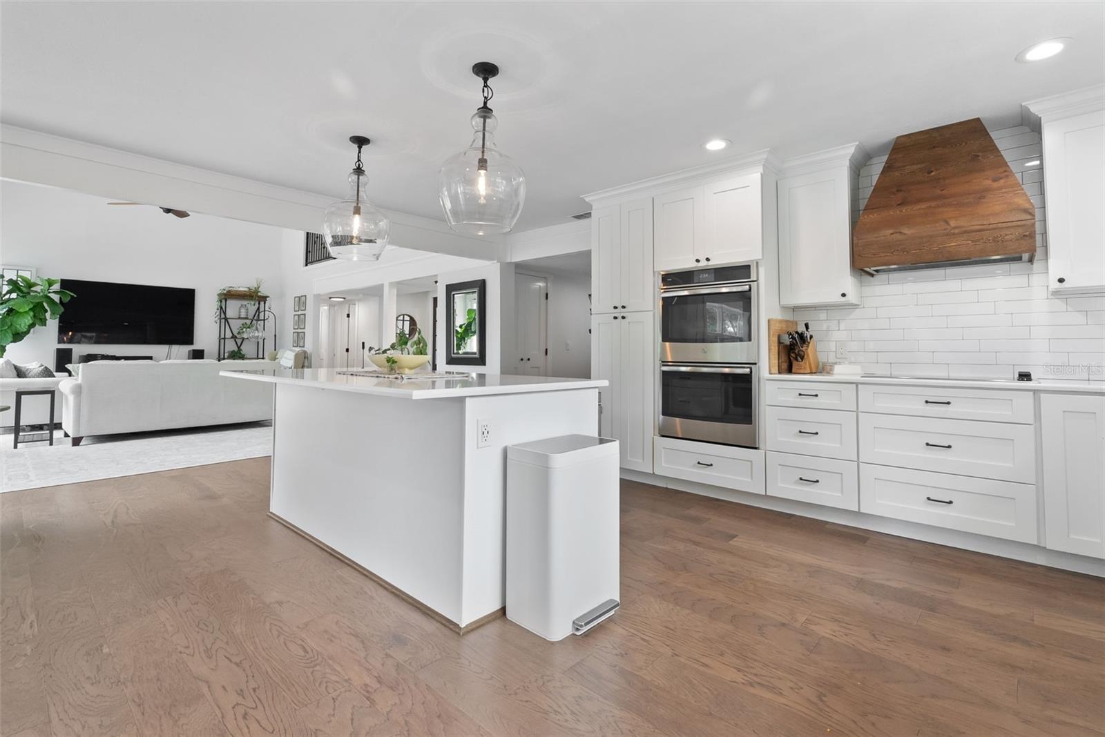 Image 13 of 68 For 5534 Baybrook Avenue