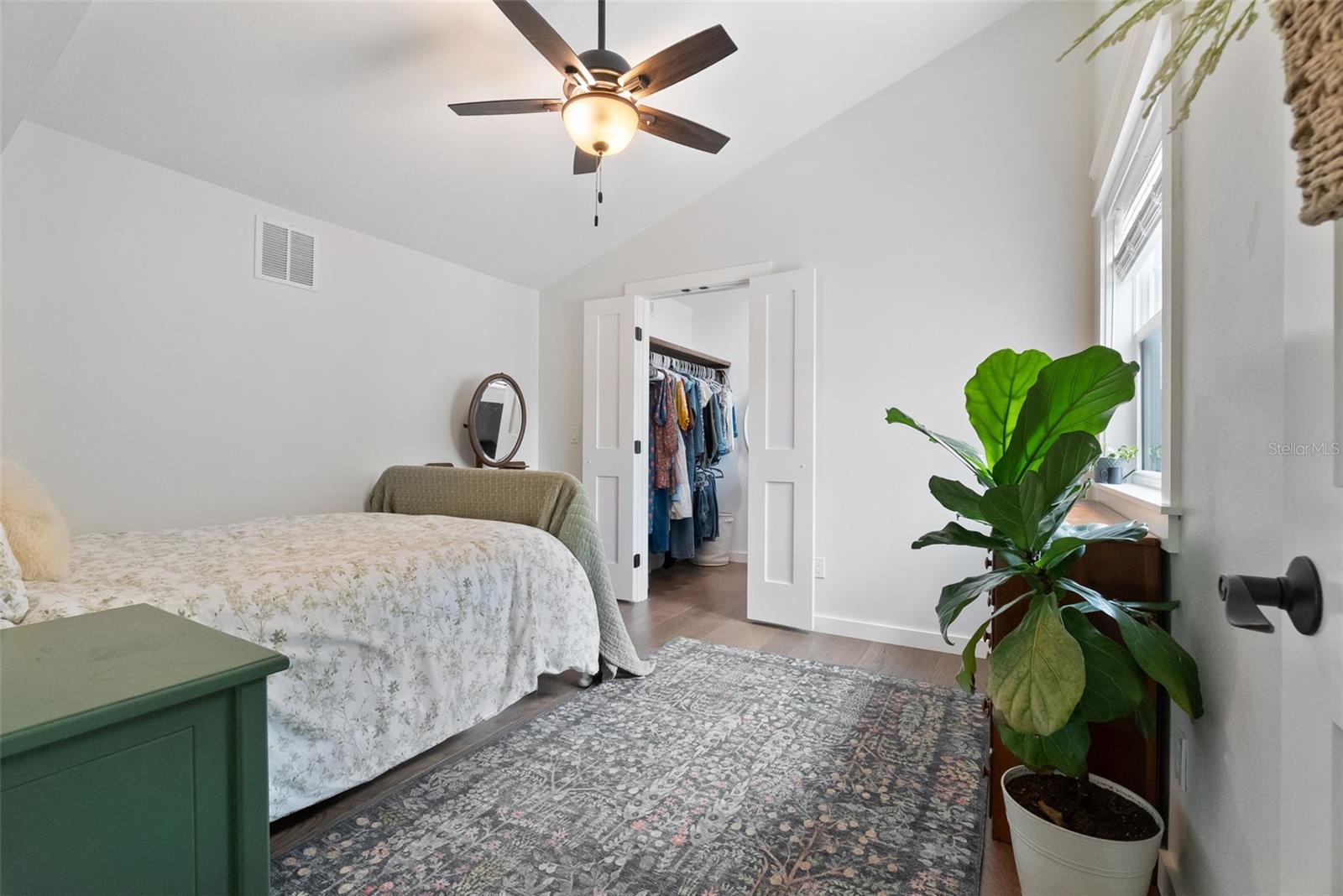 Image 46 of 68 For 5534 Baybrook Avenue