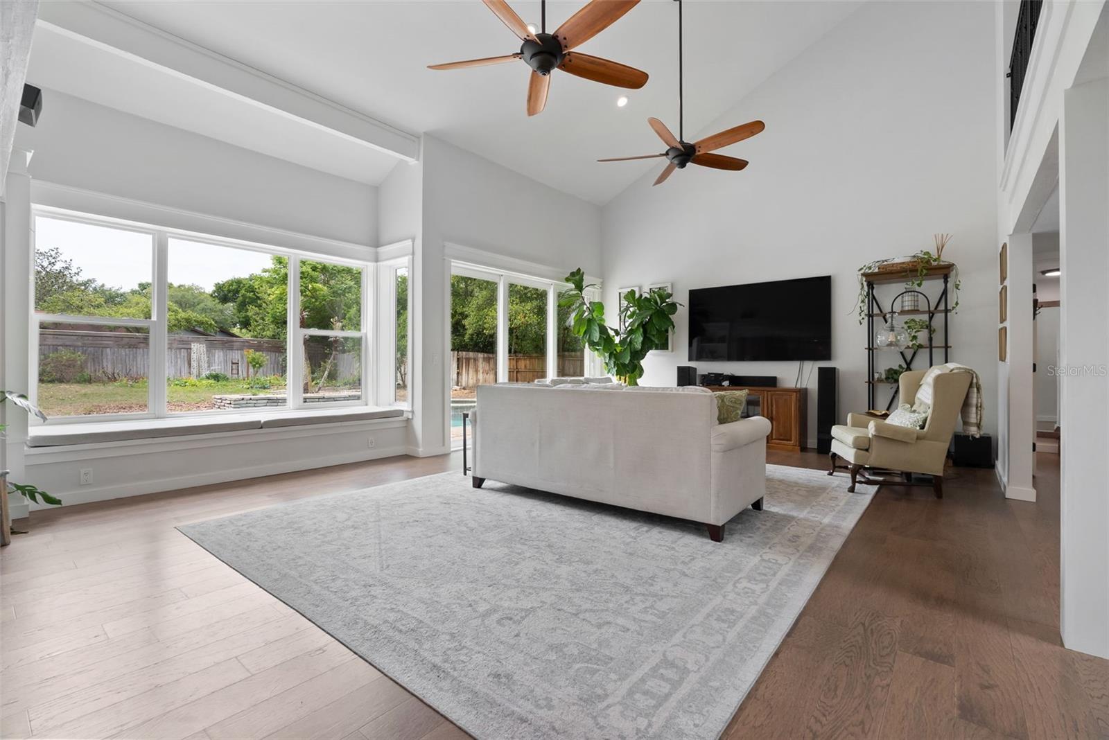 Image 6 of 68 For 5534 Baybrook Avenue