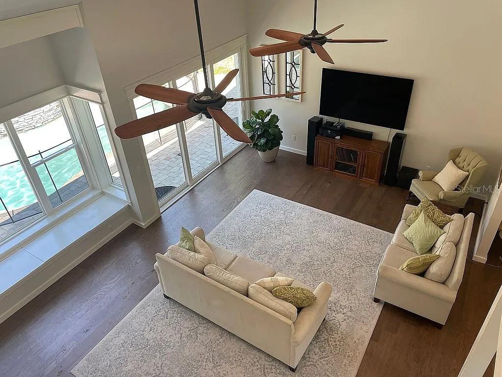 Image 8 of 68 For 5534 Baybrook Avenue