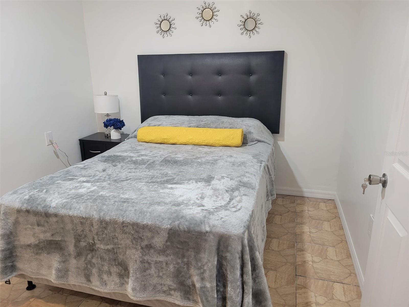 Image 8 of 12 For 531 Lakeview Court