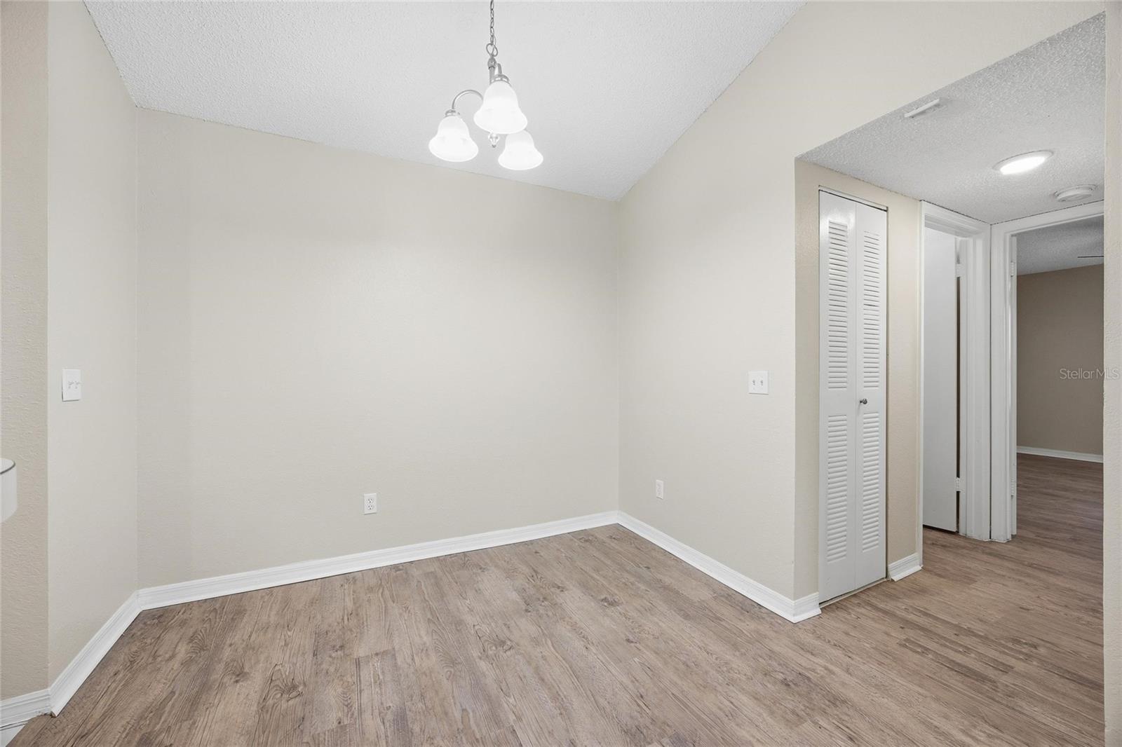 Image 12 of 26 For 4532 Commander Drive 2132