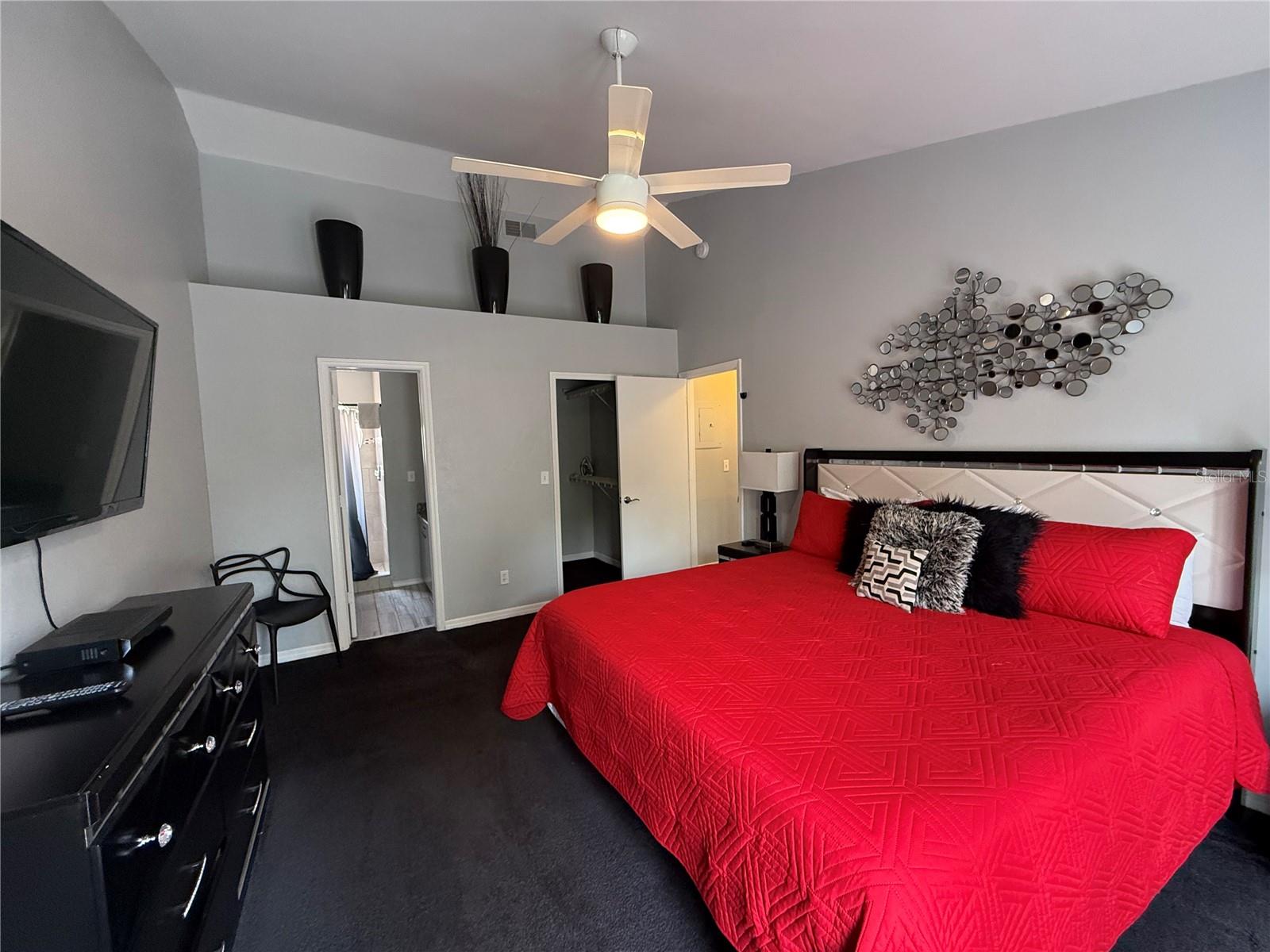 Image 15 of 17 For 2444 Sweetwater Club Circle 34