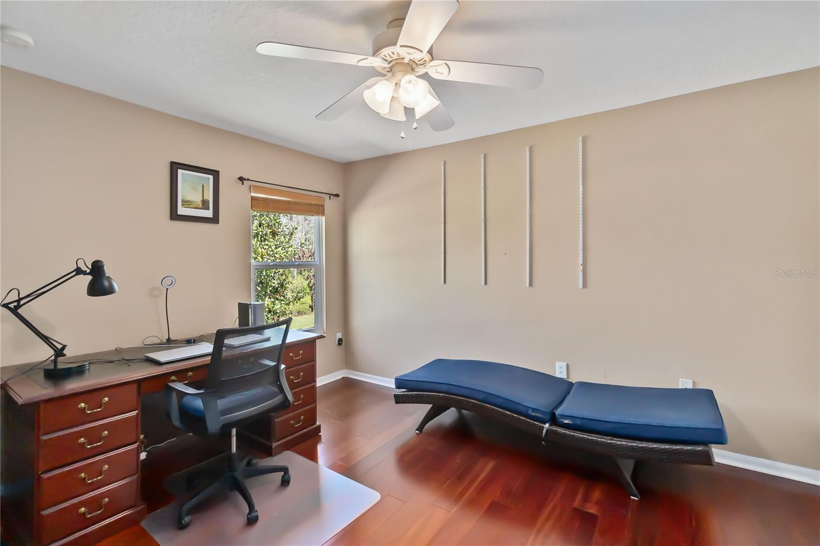 Image 18 of 43 For 10711 Mottram Point