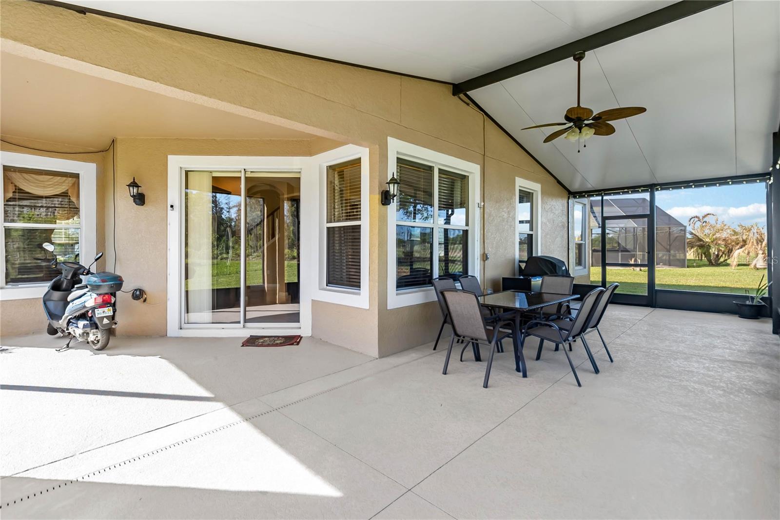 Image 22 of 43 For 10711 Mottram Point