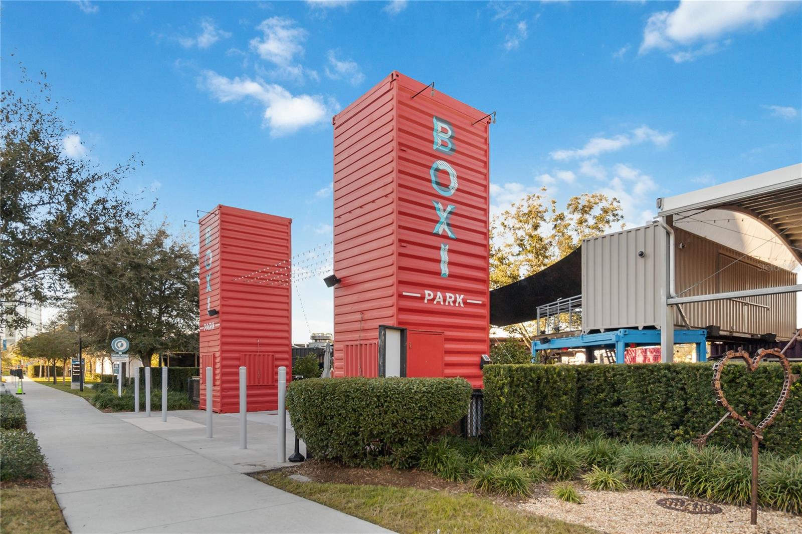 Image 40 of 43 For 10711 Mottram Point