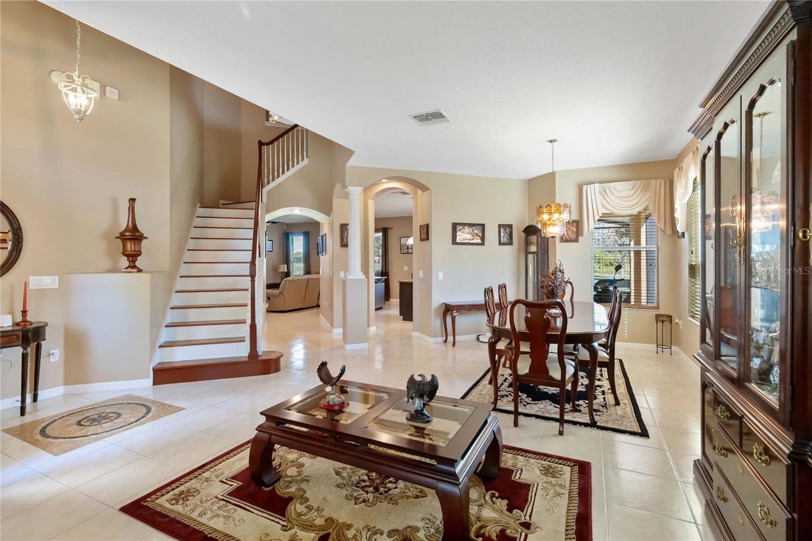 Image 5 of 43 For 10711 Mottram Point