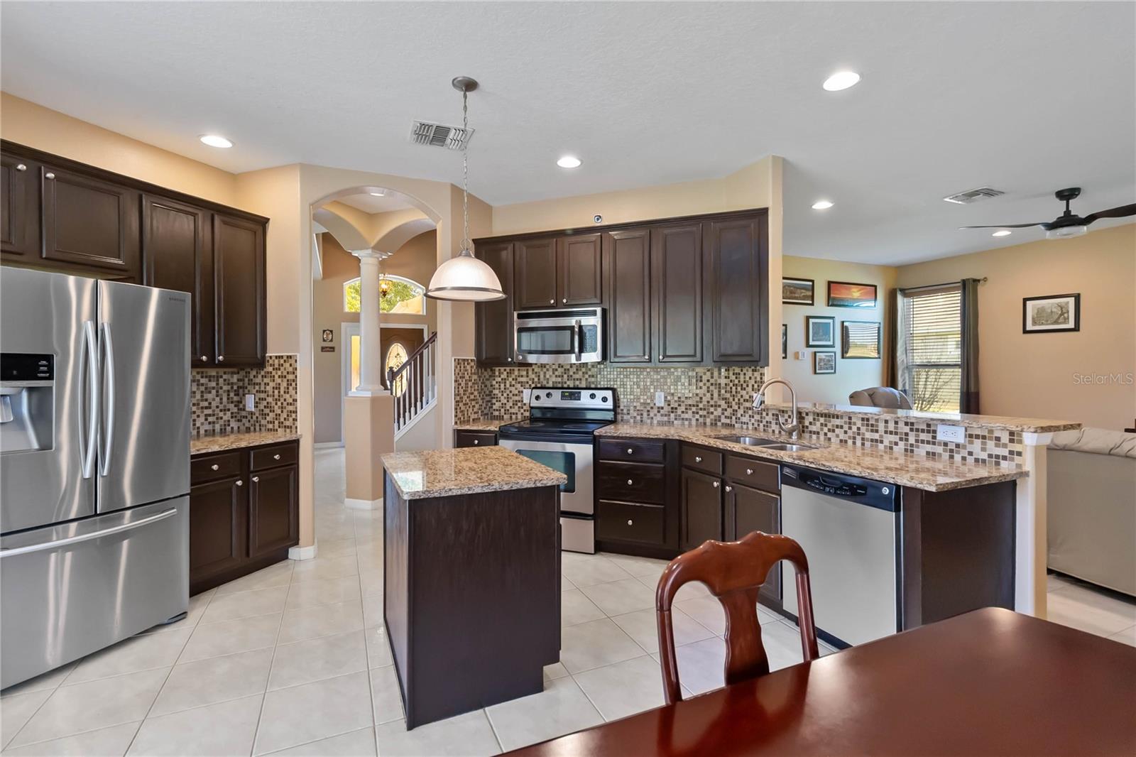 Image 7 of 43 For 10711 Mottram Point