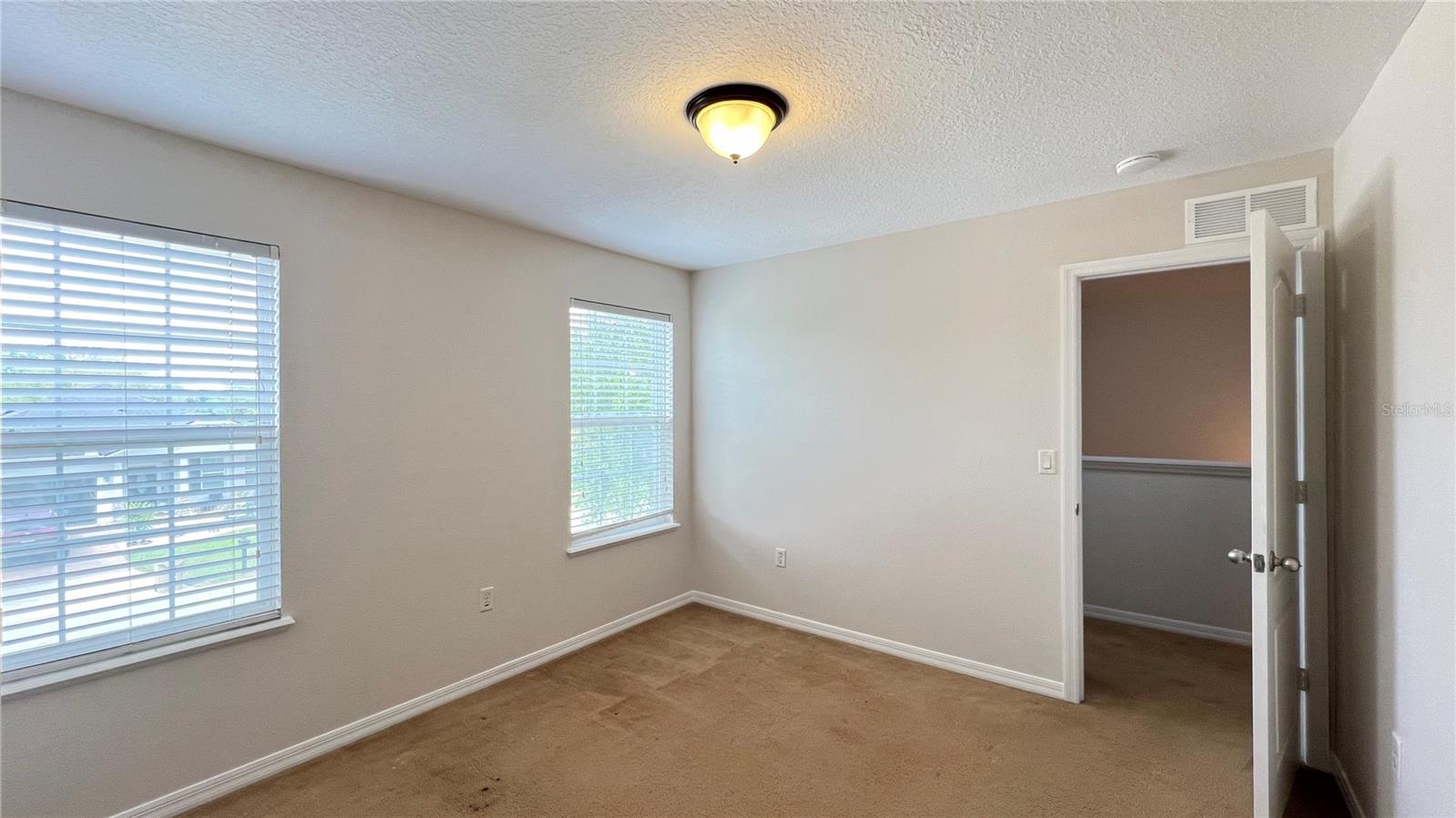 Image 17 of 42 For 16048 Yelloweyed Drive