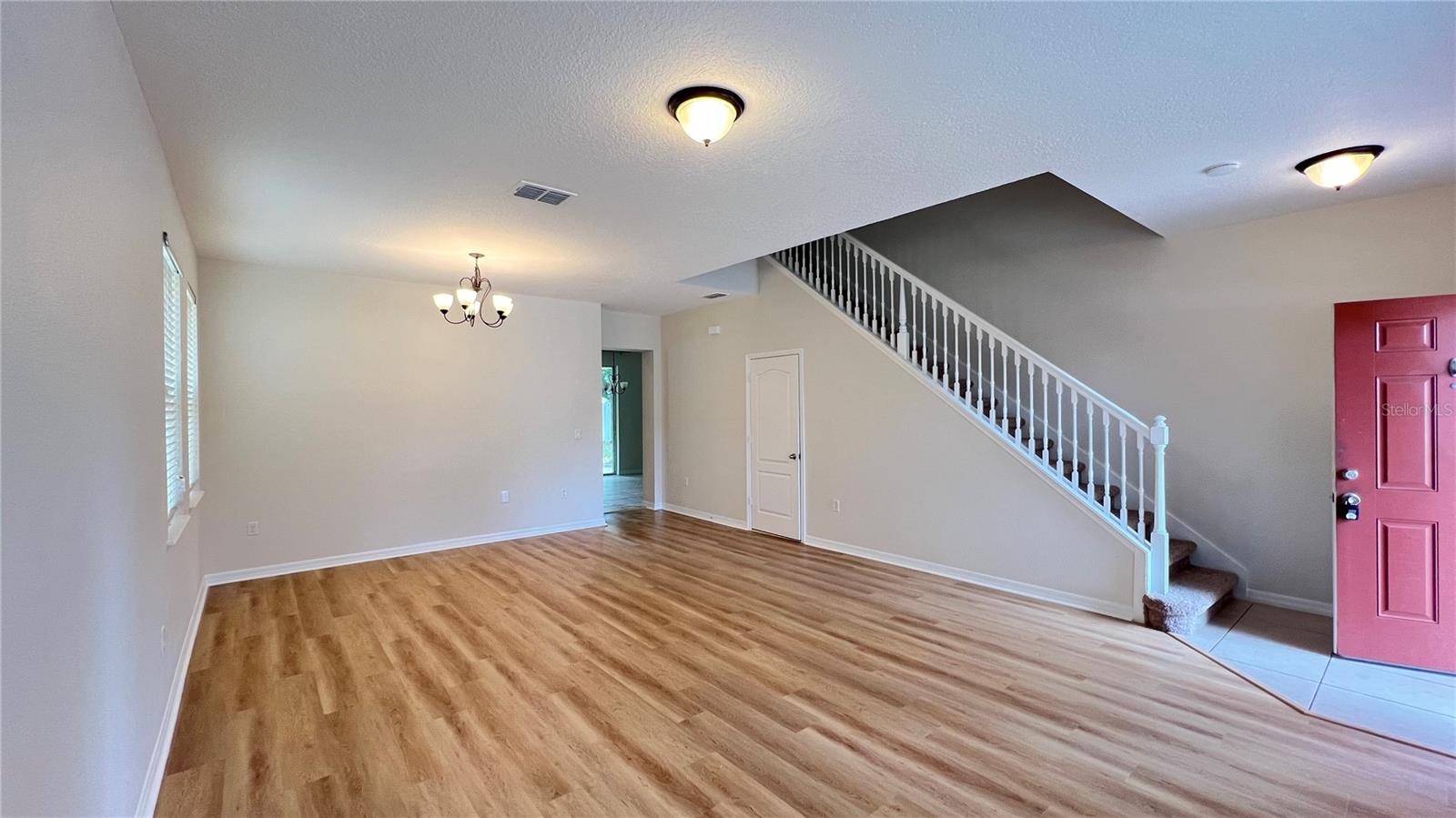 Image 7 of 42 For 16048 Yelloweyed Drive