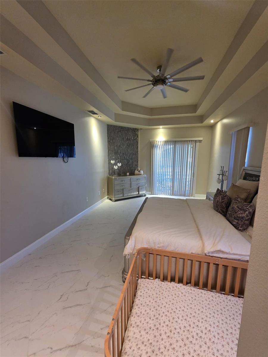 Image 10 of 40 For 5130 Chelwyn Court