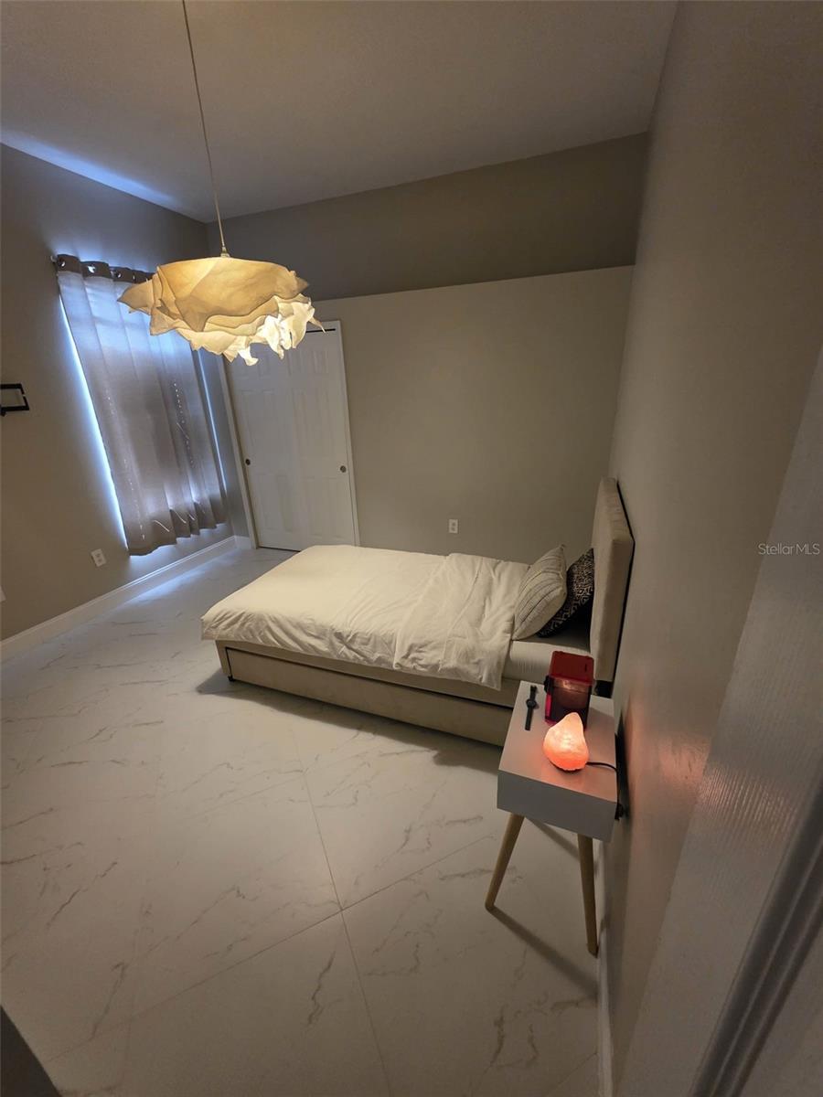 Image 16 of 40 For 5130 Chelwyn Court