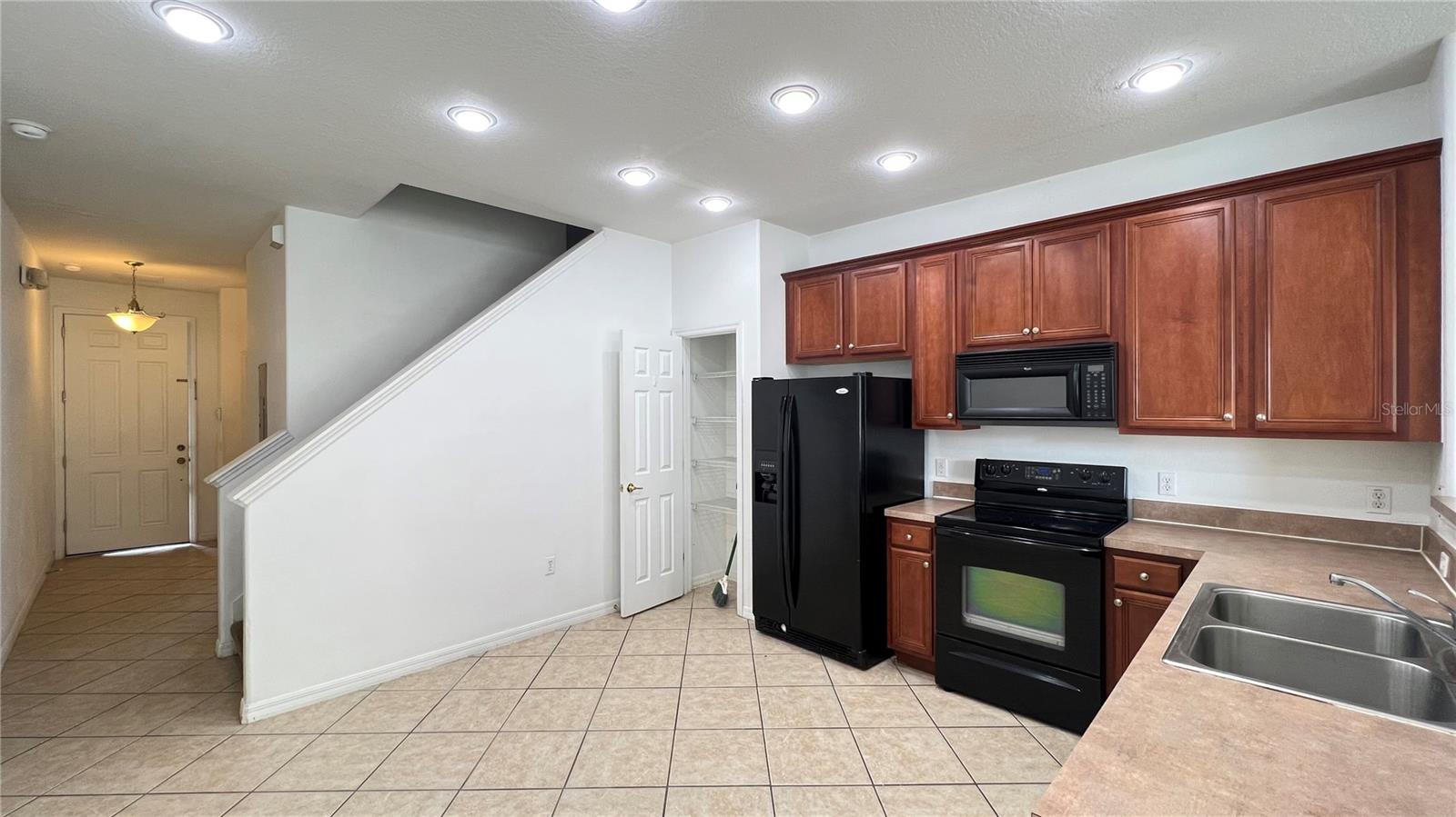 Image 13 of 33 For 5215 Paradise Cay Circle