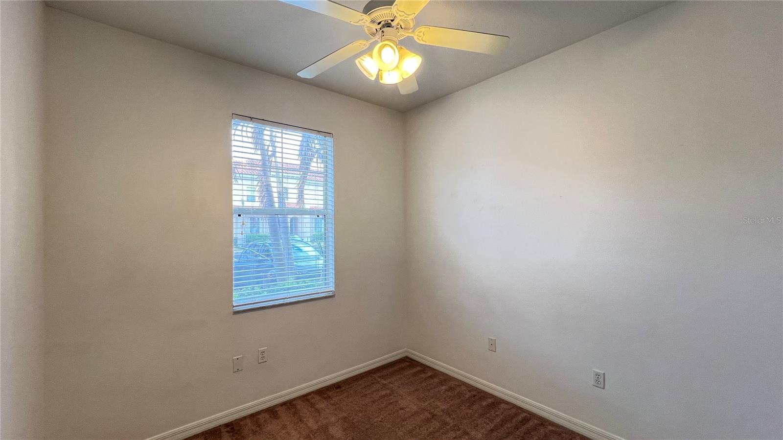 Image 6 of 33 For 5215 Paradise Cay Circle