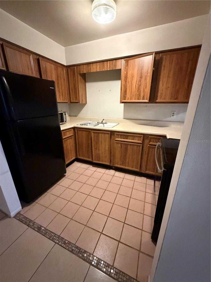 Image 6 of 13 For 6 Lake Villa Way