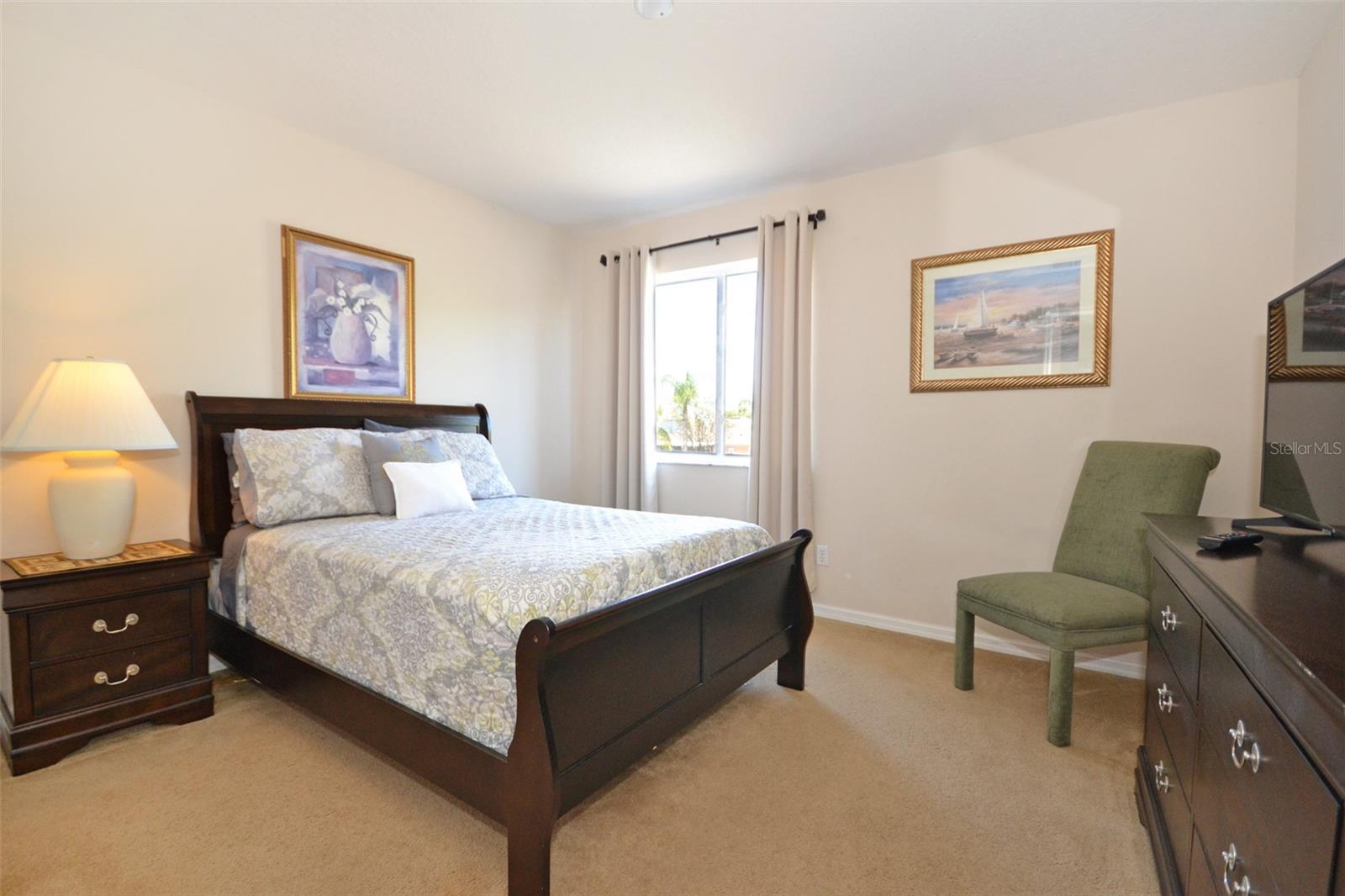 Image 15 of 31 For 423 Corvina Drive