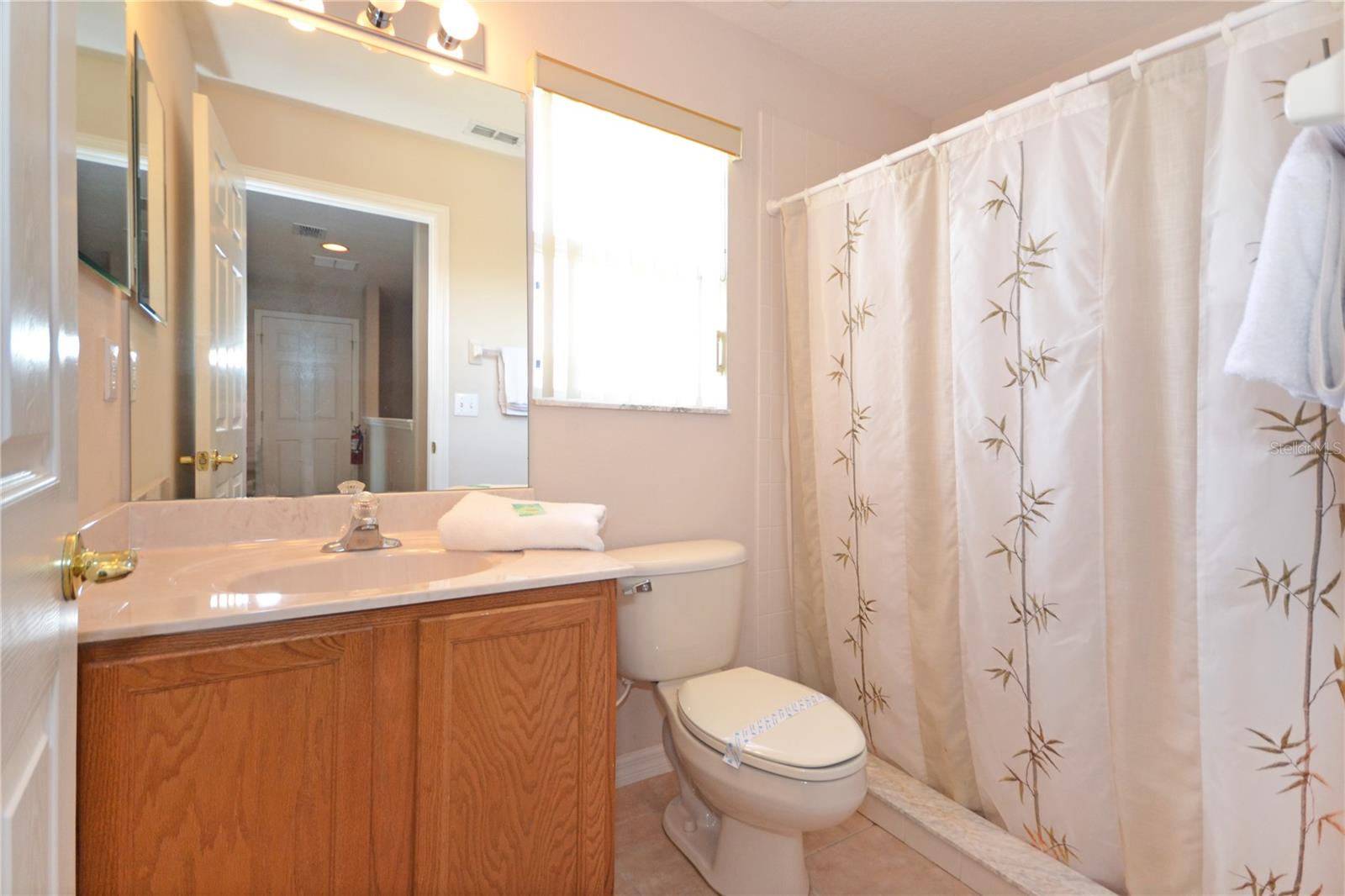 Image 17 of 31 For 423 Corvina Drive