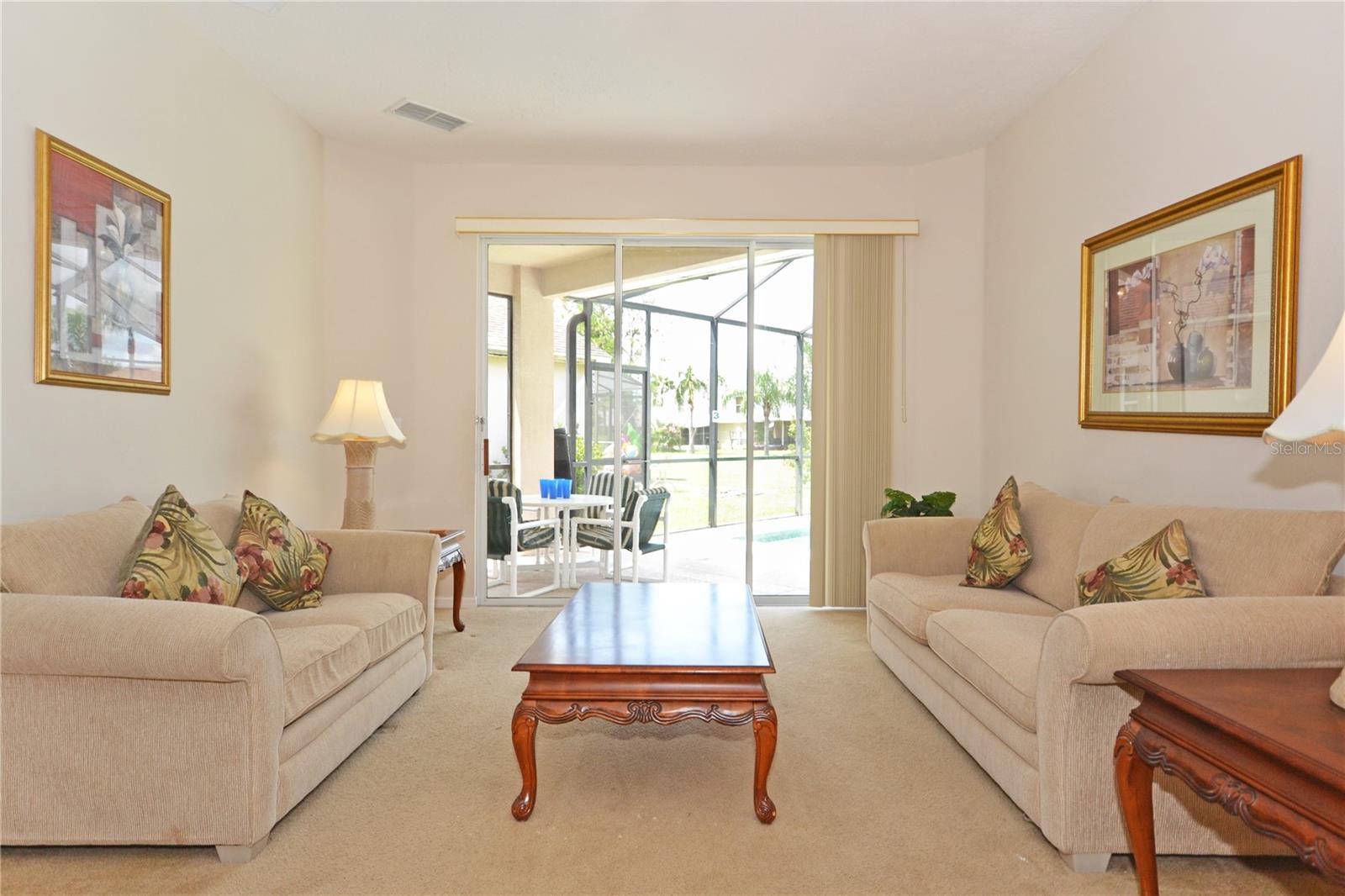 Image 8 of 31 For 423 Corvina Drive