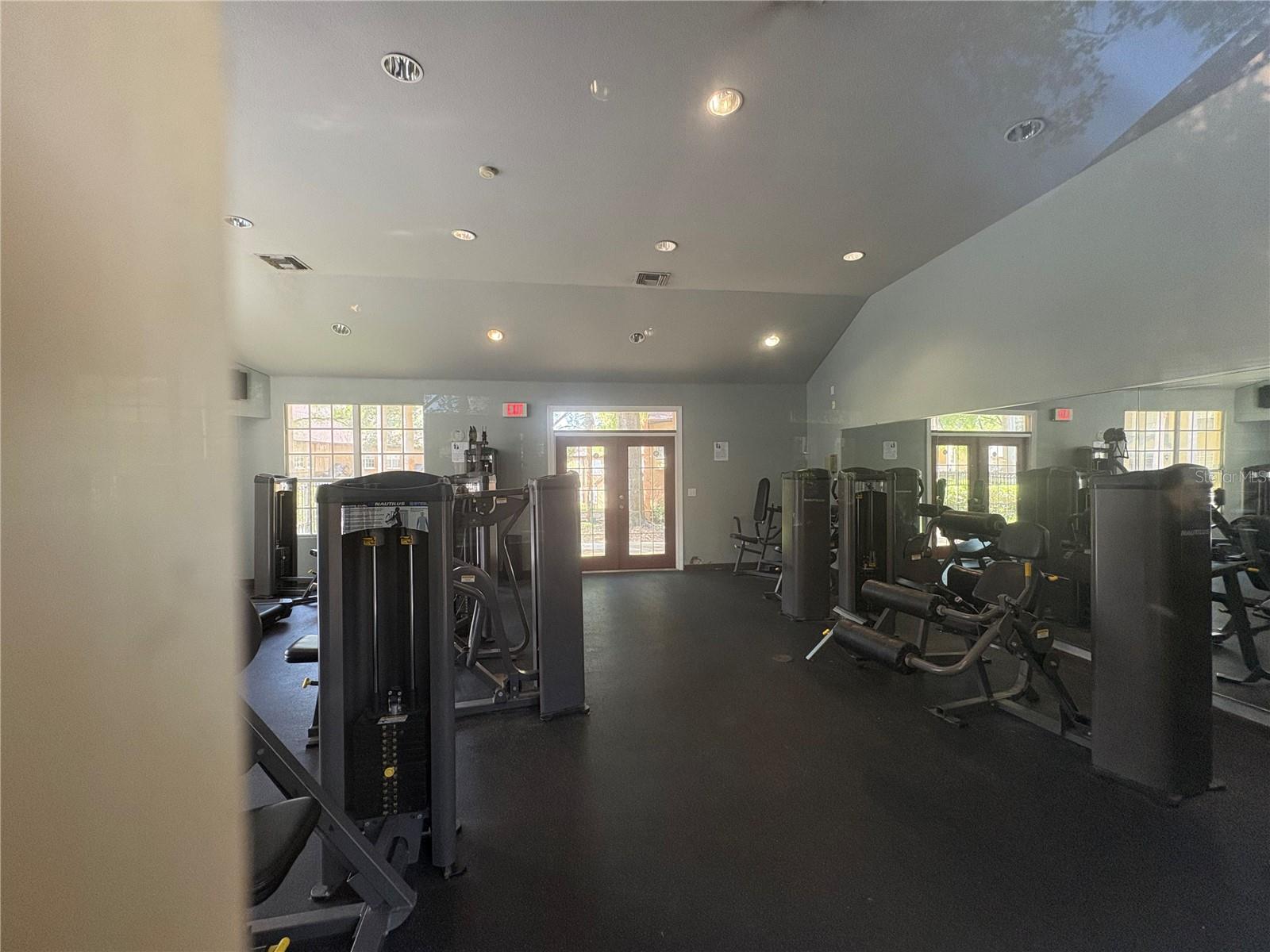 Image 16 of 17 For 6408 Raleigh Street 2402