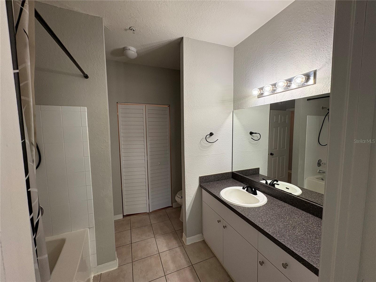 Image 8 of 17 For 6408 Raleigh Street 2402