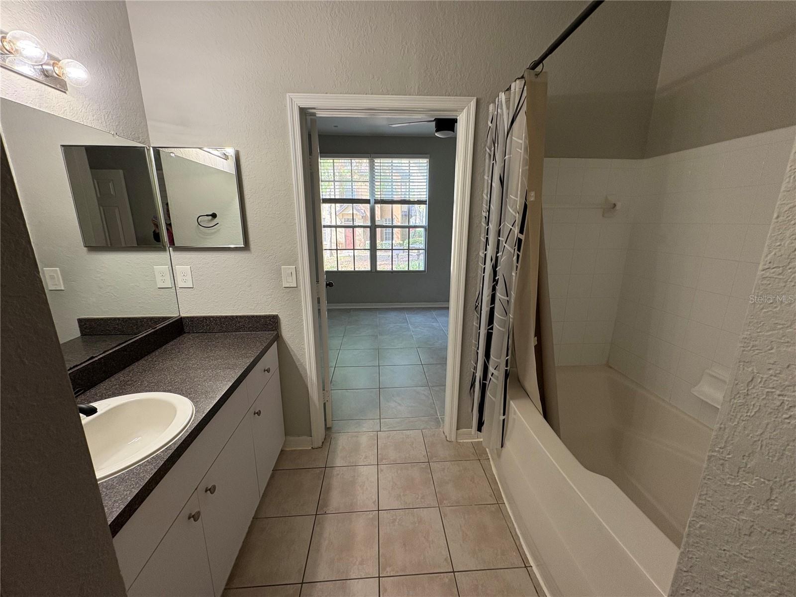 Image 9 of 17 For 6408 Raleigh Street 2402