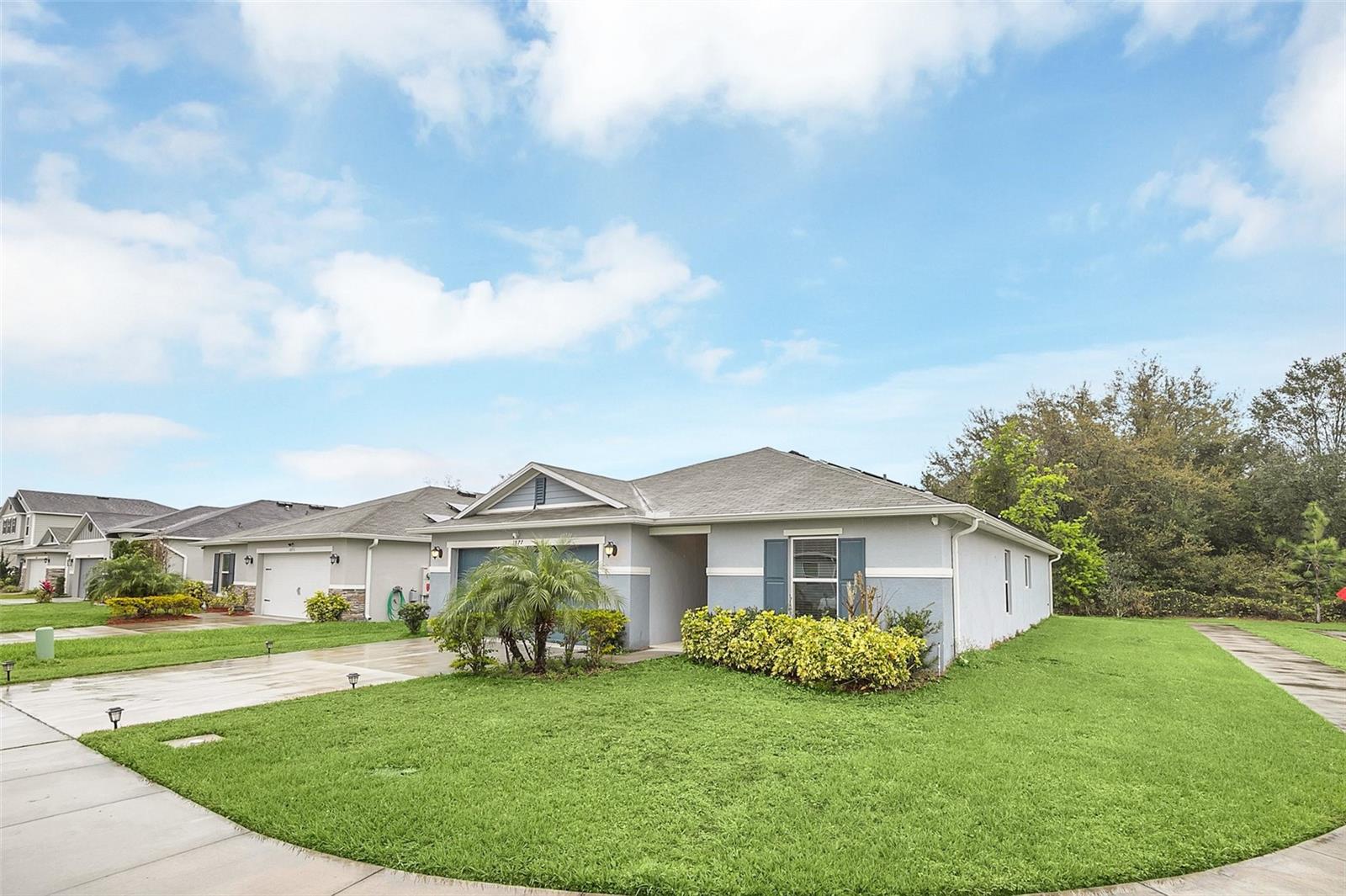 Image 2 of 31 For 1877 River Crest Avenue