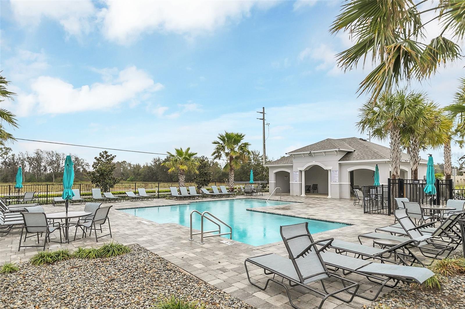 Image 30 of 31 For 1877 River Crest Avenue