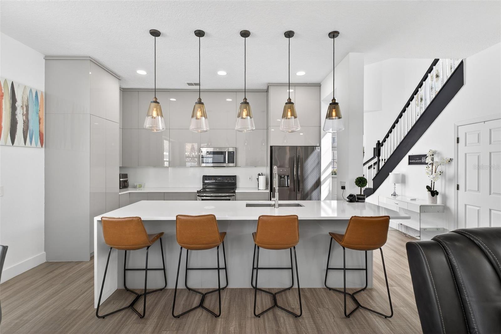 Image 10 of 55 For 810 Lake Evalyn Drive